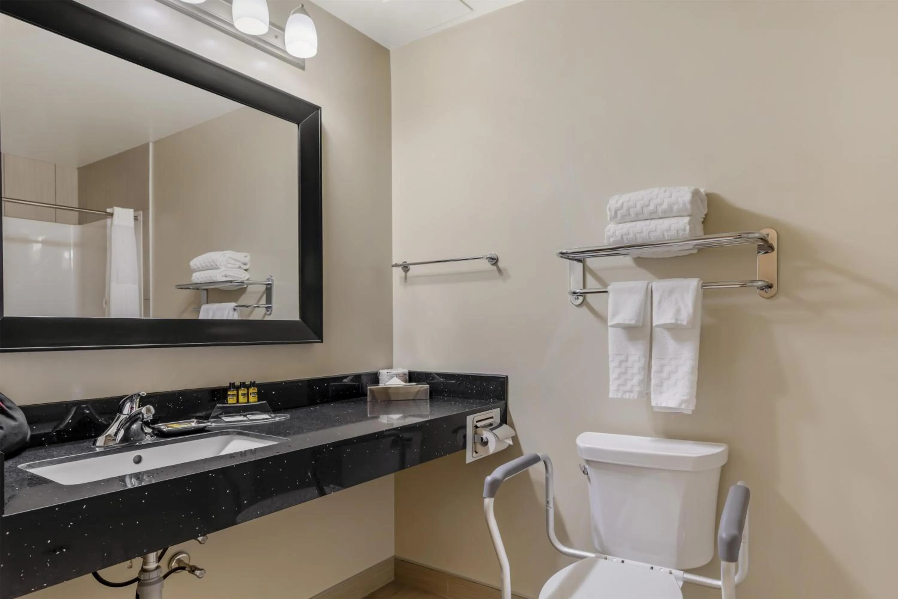 Bathroom in Best Western Plus Moose Jaw