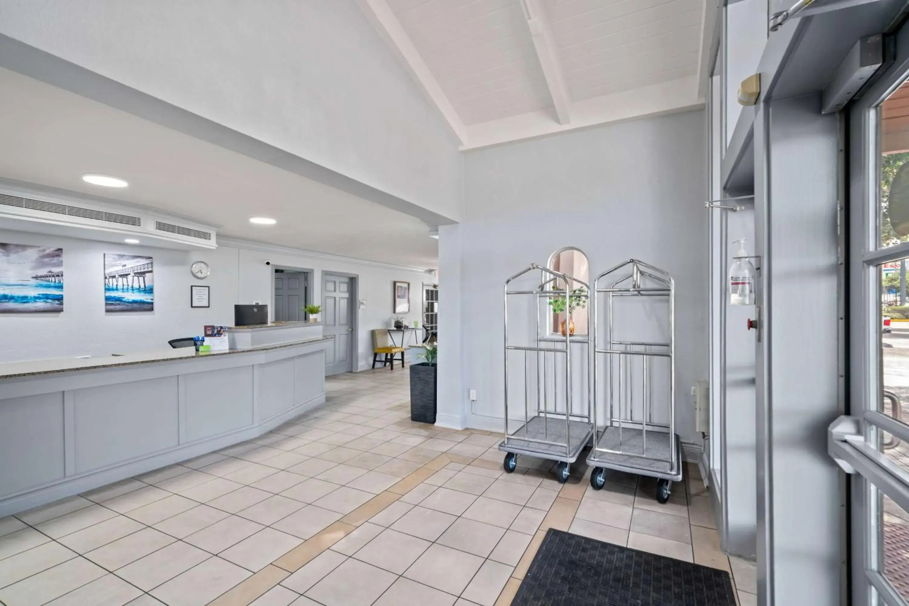 Lobby or reception in La Quinta Inn by Wyndham Corpus Christi North Lobby or reception in La Quinta Inn by Wyndham Corpus Christi North