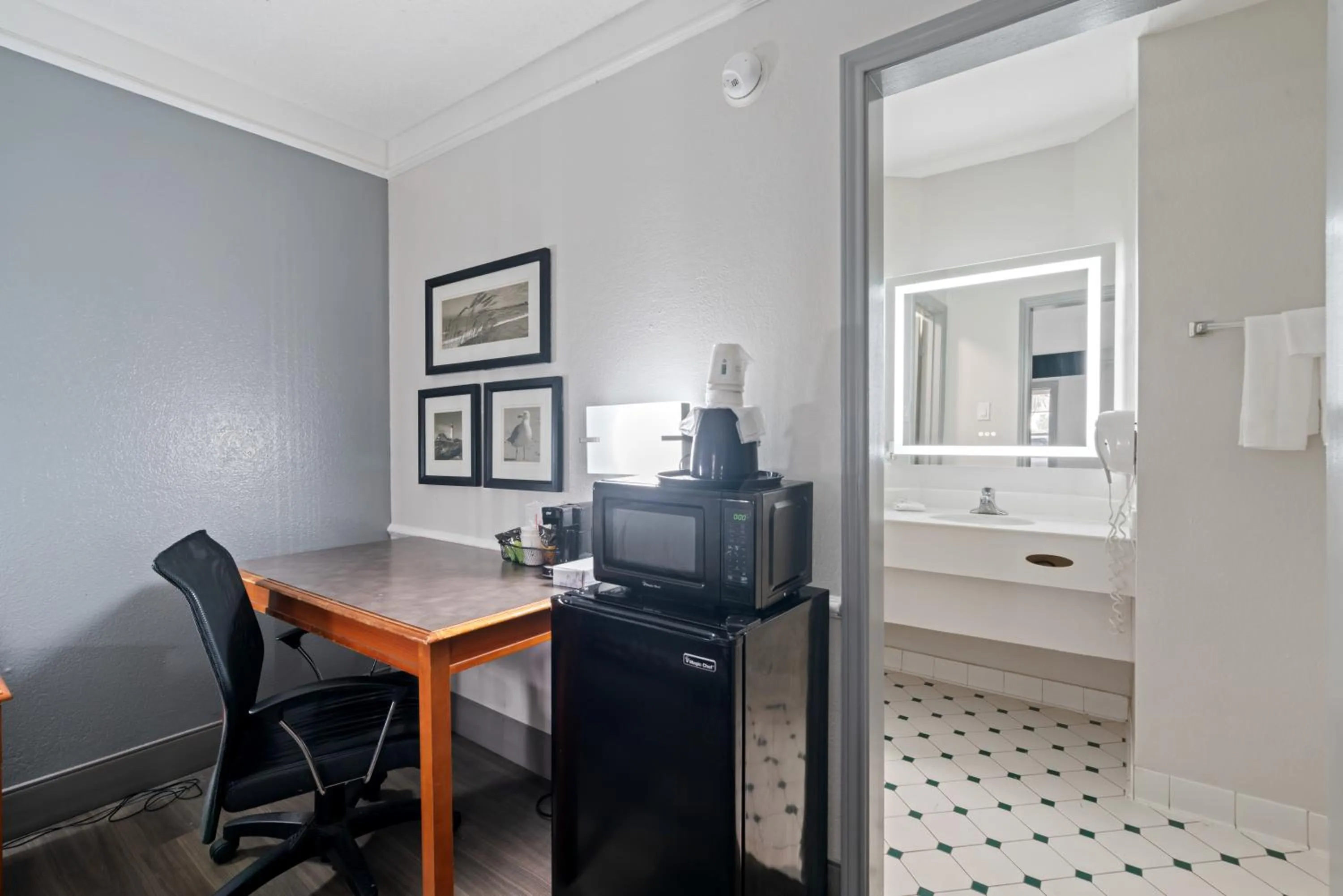 flat iron in La Quinta Inn by Wyndham Corpus Christi North