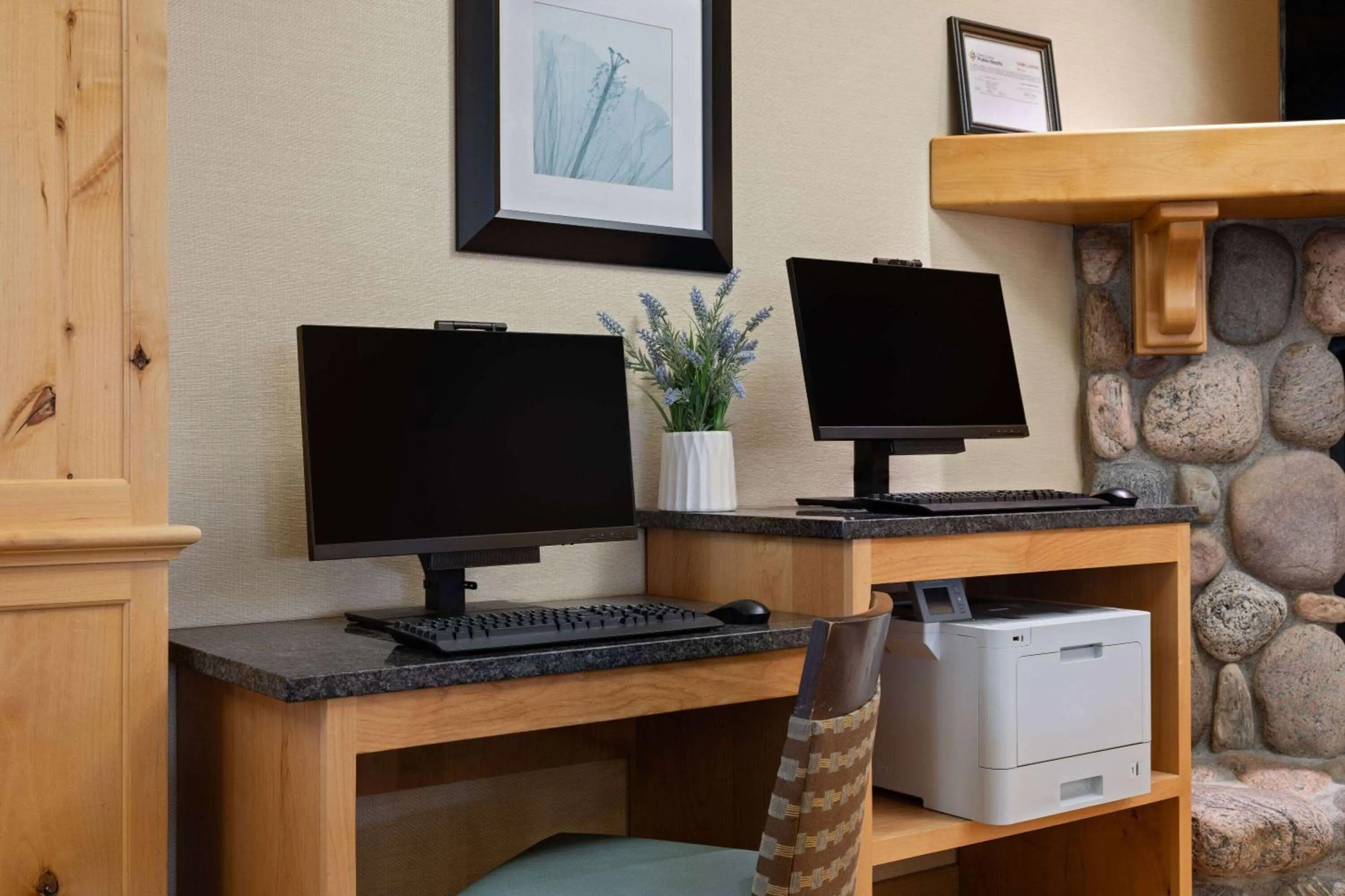Business facilities in La Quinta by Wyndham Idaho Falls/Ammon