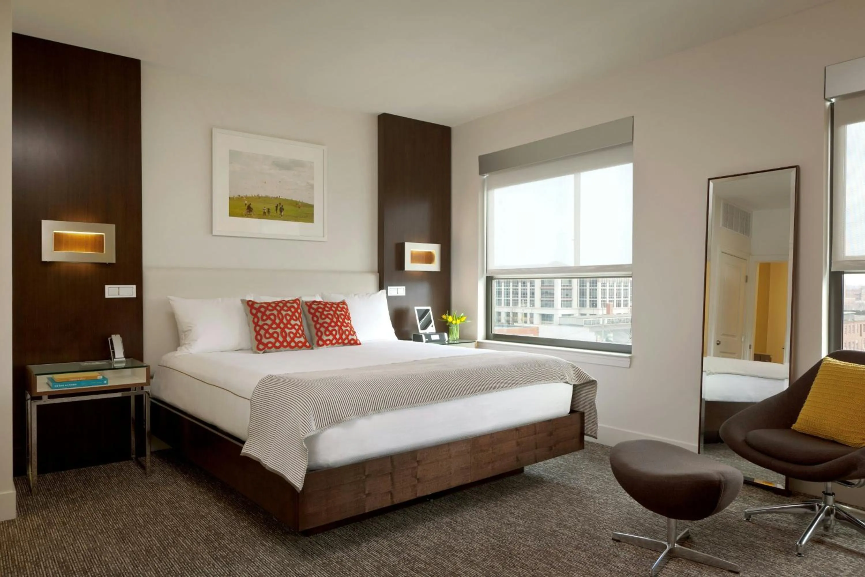 Bedroom, Bed in The Alexander