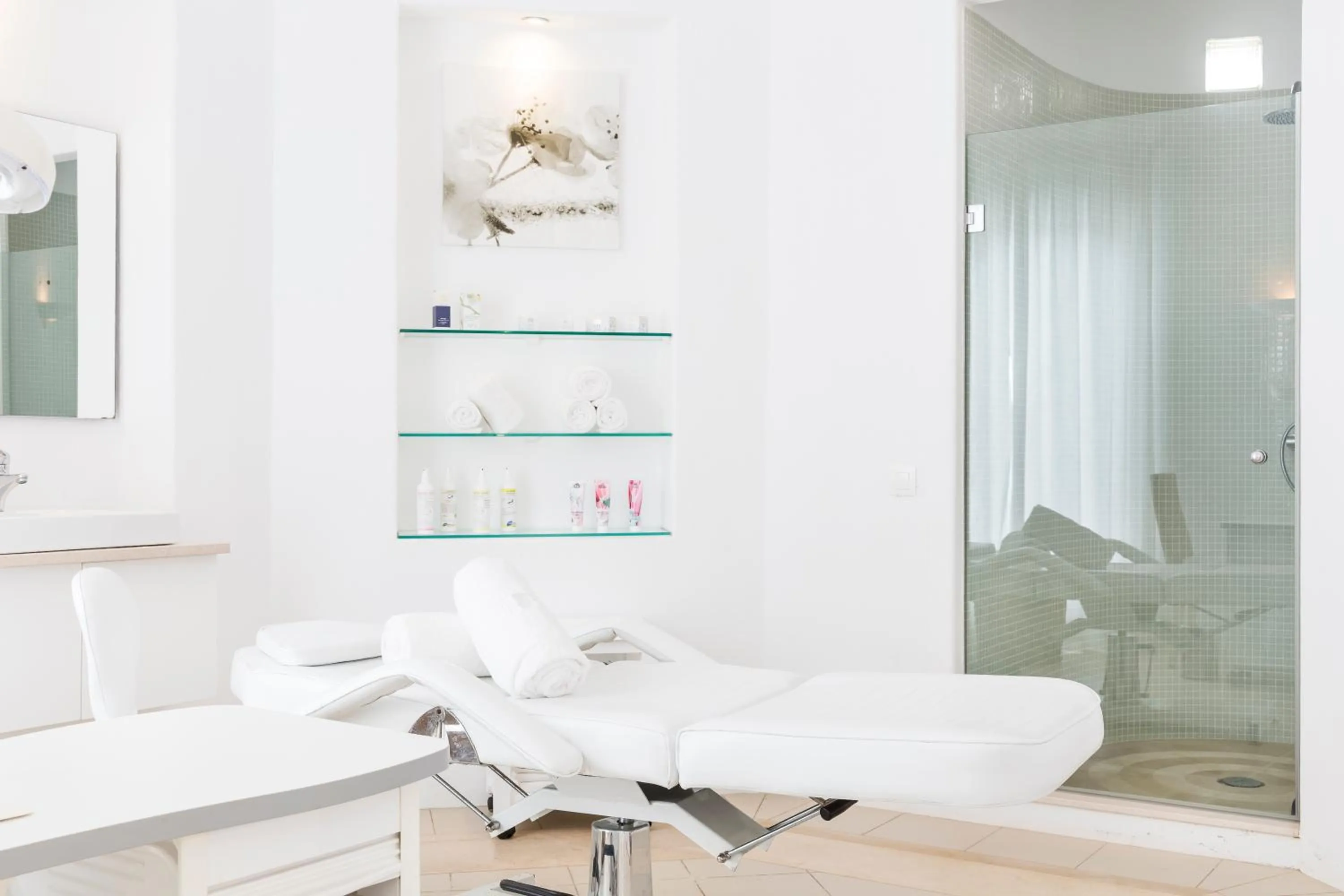 Massage in Encosta Do Lago Resort Club