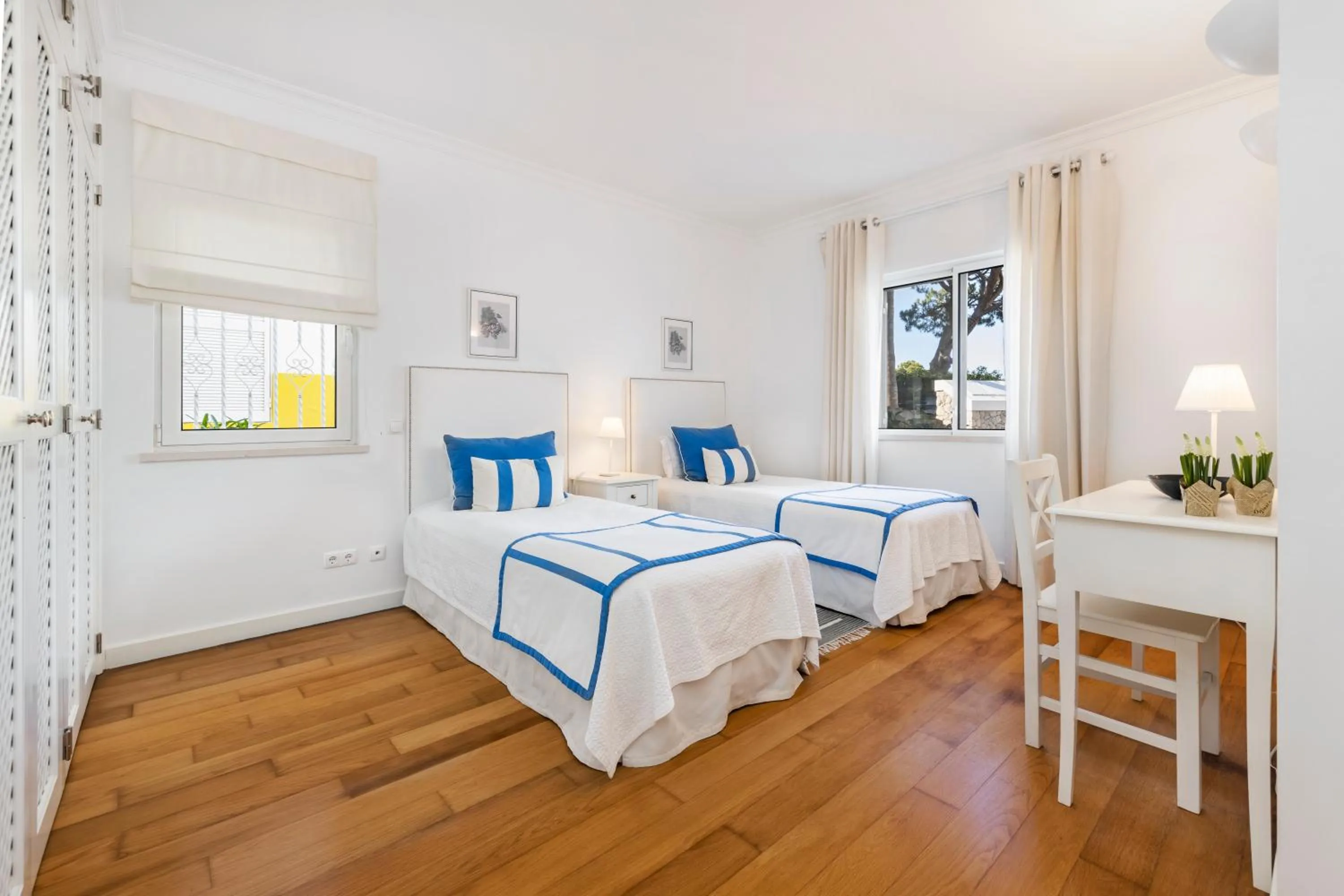 Photo of the whole room, Bed in Encosta Do Lago Resort Club