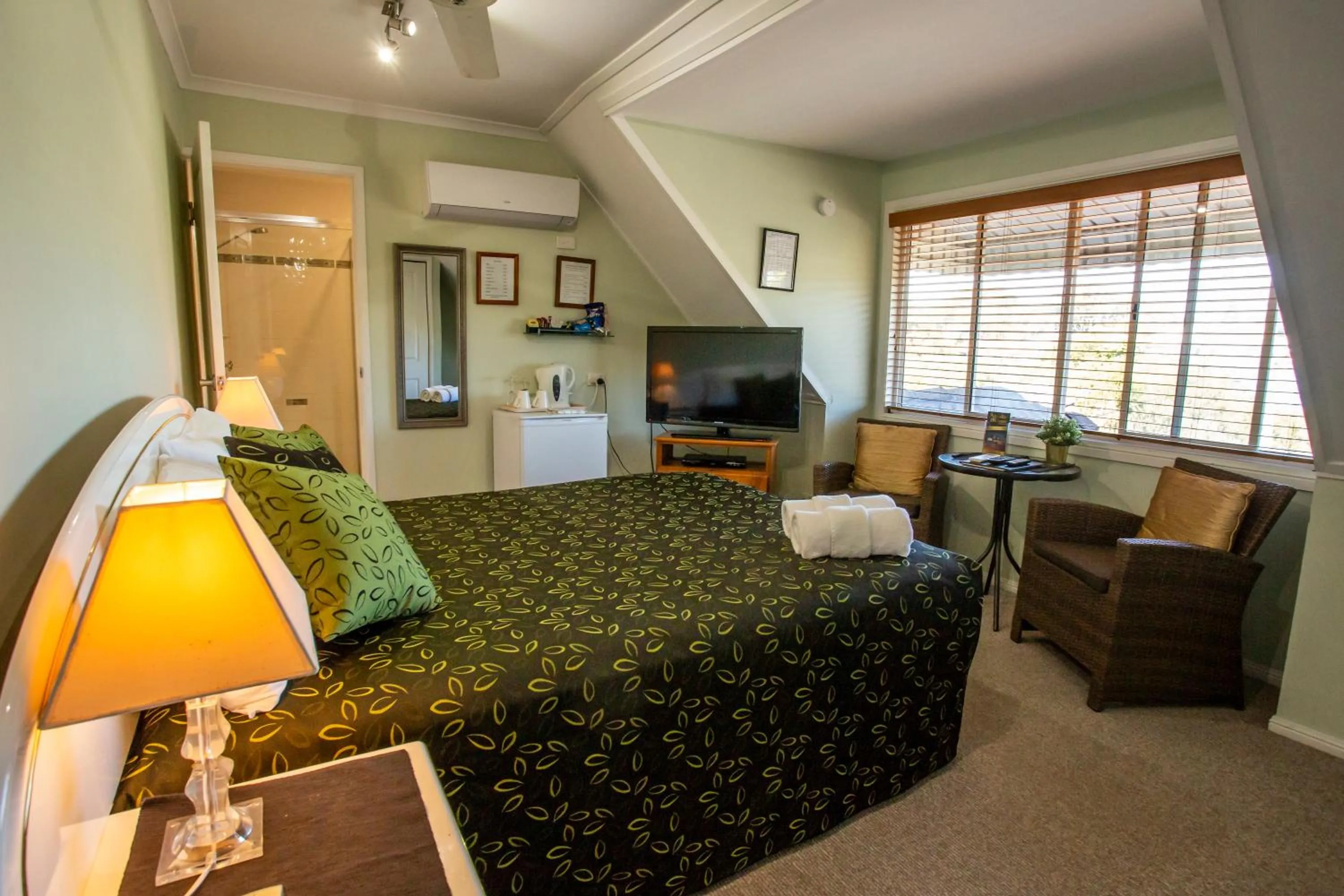 Street view in Ainslie Manor Guest House