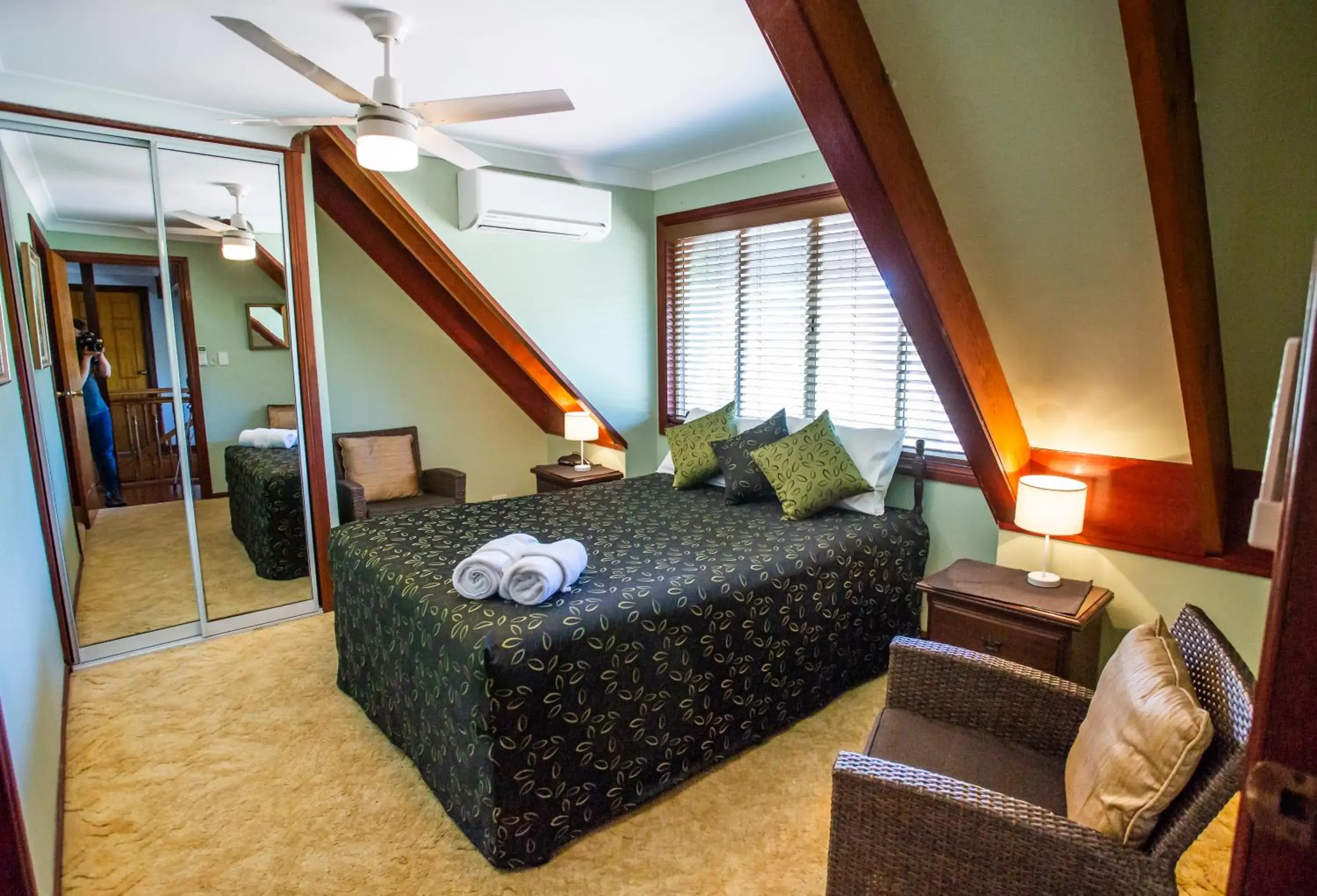 Photo of the whole room, Bed in Ainslie Manor Guest House Photo of the whole room, Bed in Ainslie Manor Guest House