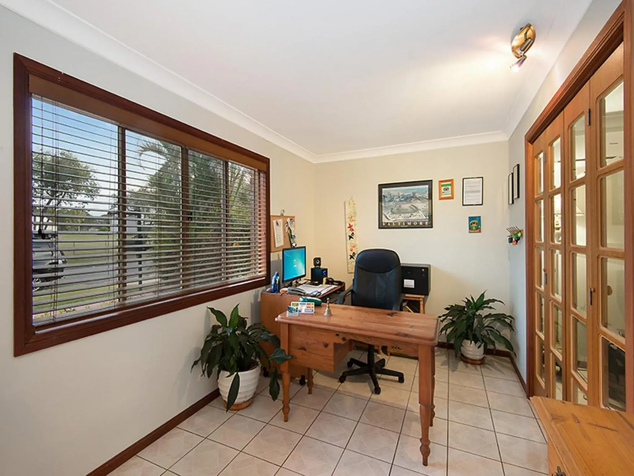 Standard Double or Twin - Top Floor in Ainslie Manor Guest House Standard Double or Twin - Top Floor in Ainslie Manor Guest House