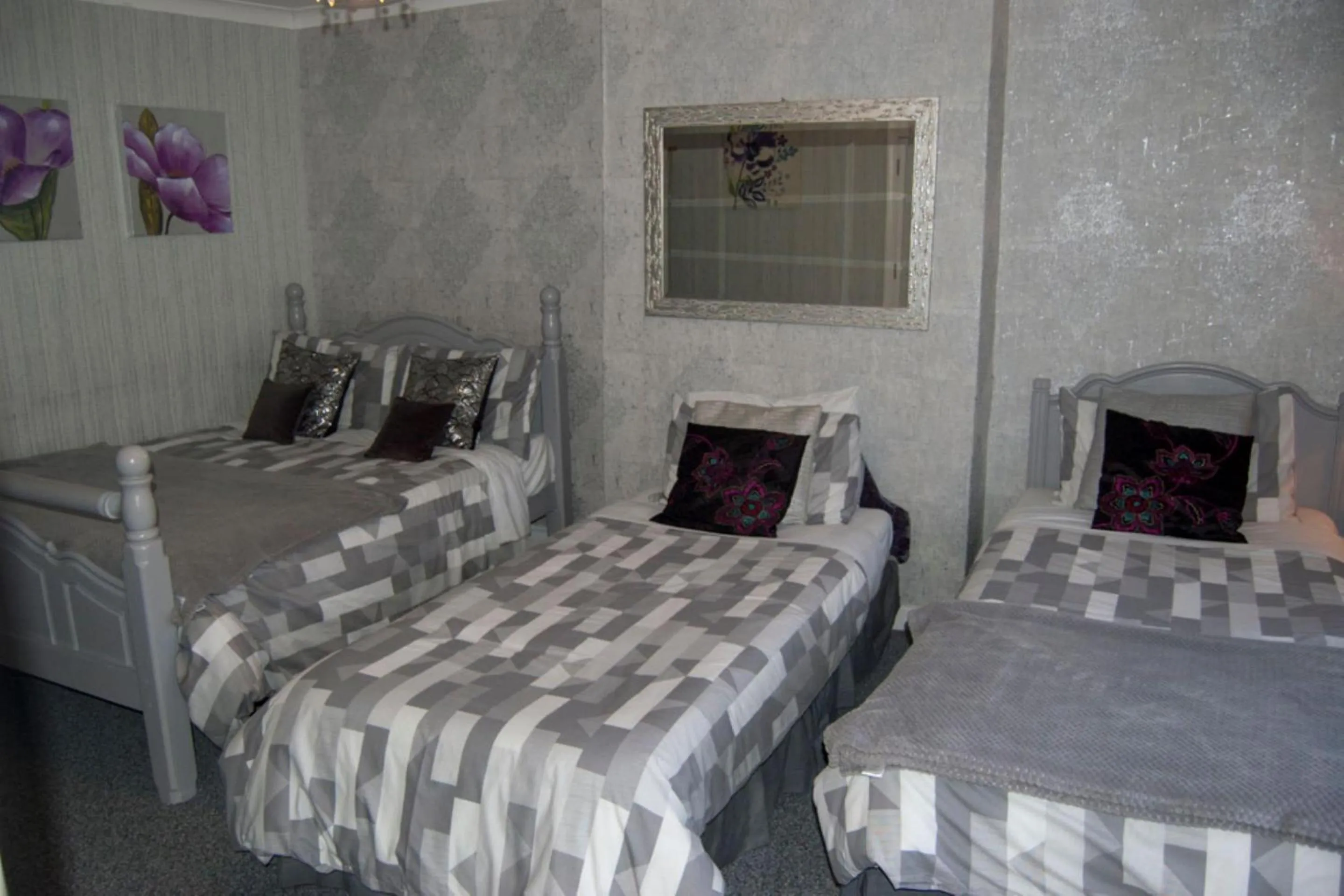 Bedroom, Bed in OYO La Spada Boutique Hotel