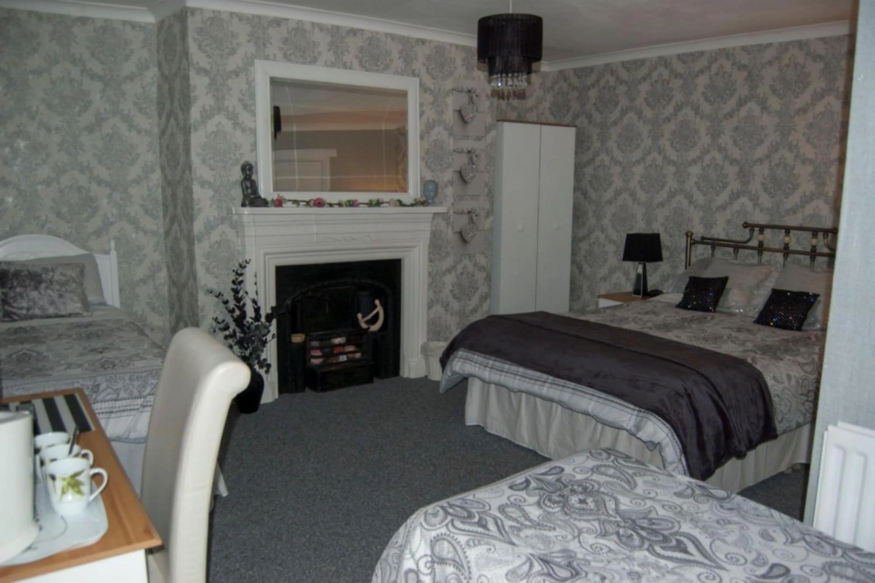 Bedroom, Bed in OYO La Spada Boutique Hotel