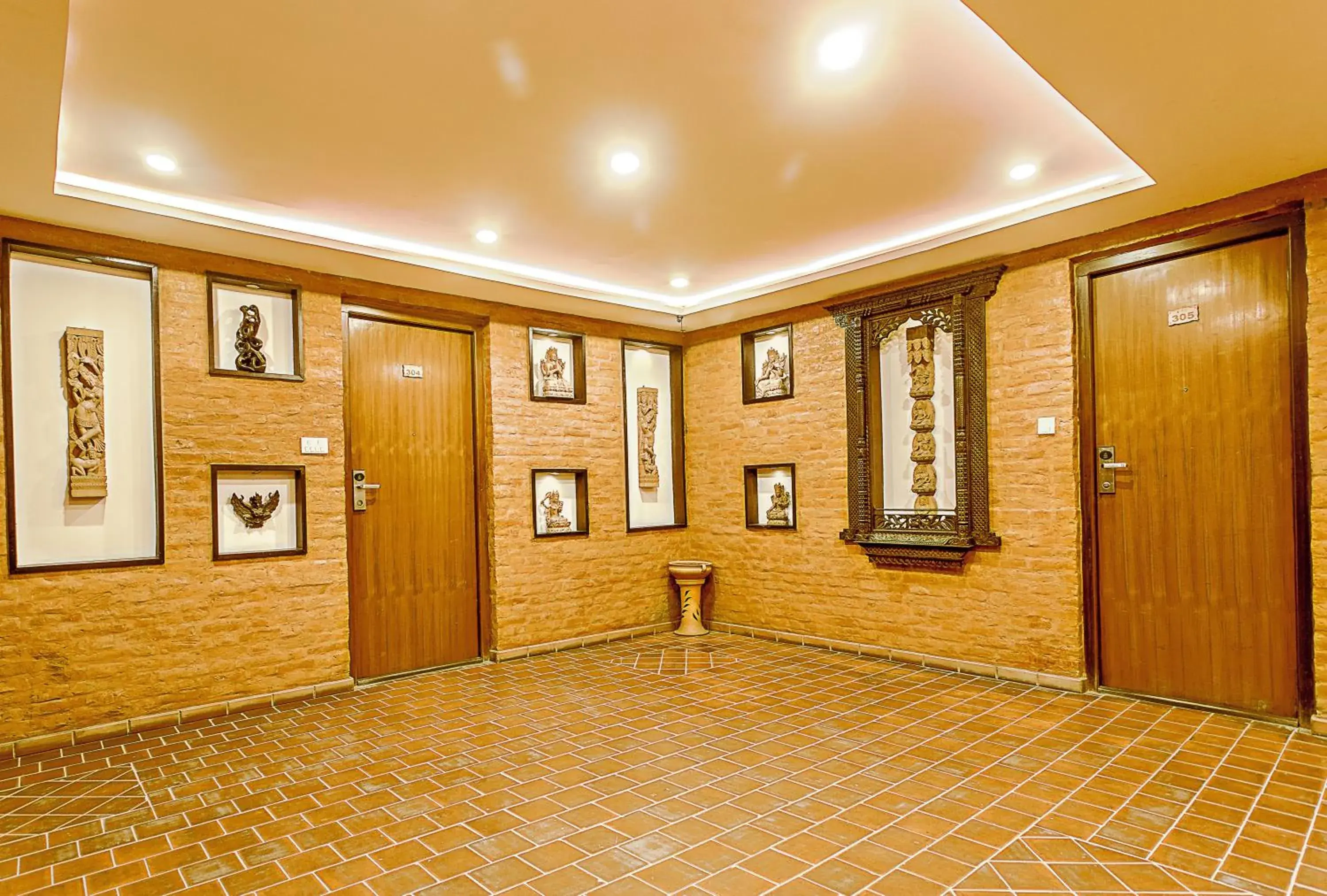 Property building in Gaju Suite Hotel Property building in Gaju Suite Hotel