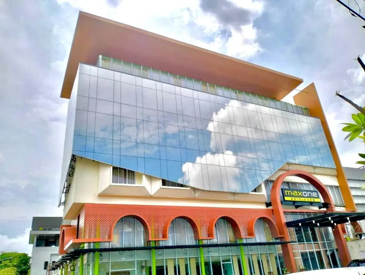 MaxOneHotels.com at Vivo Palembang MaxOneHotels.com at Vivo Palembang