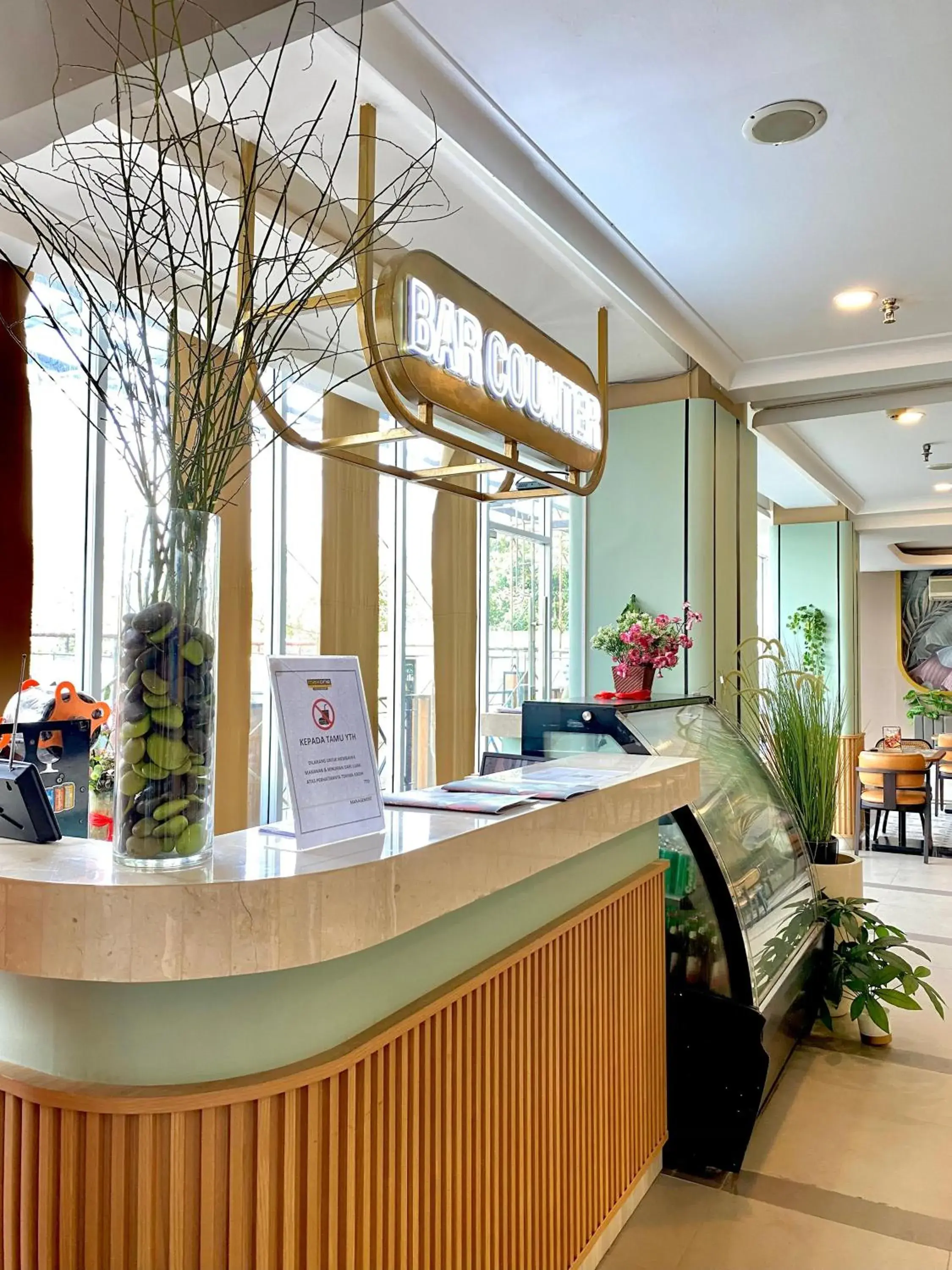 MaxOneHotels.com at Vivo Palembang MaxOneHotels.com at Vivo Palembang