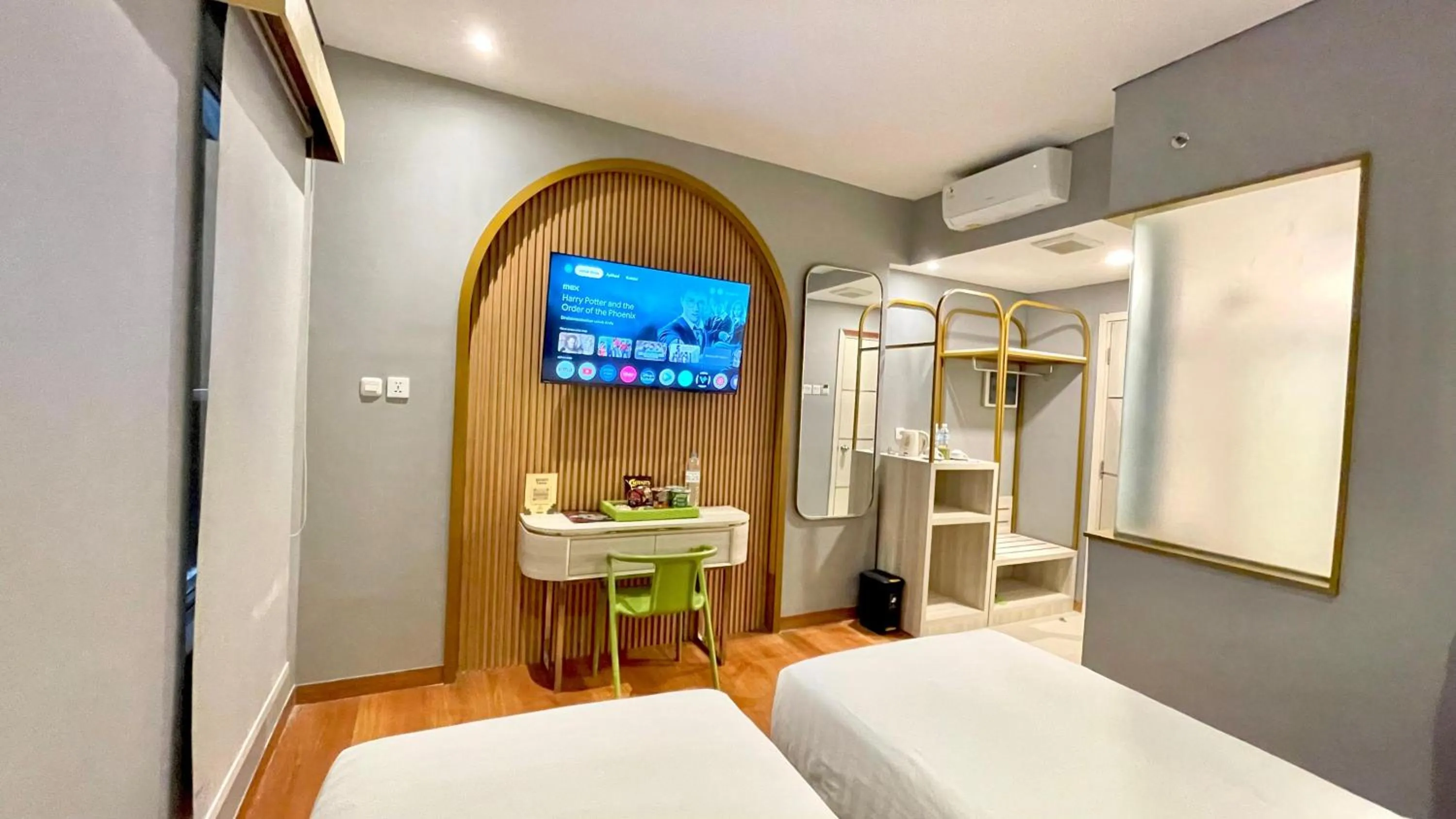 MaxOneHotels.com at Vivo Palembang