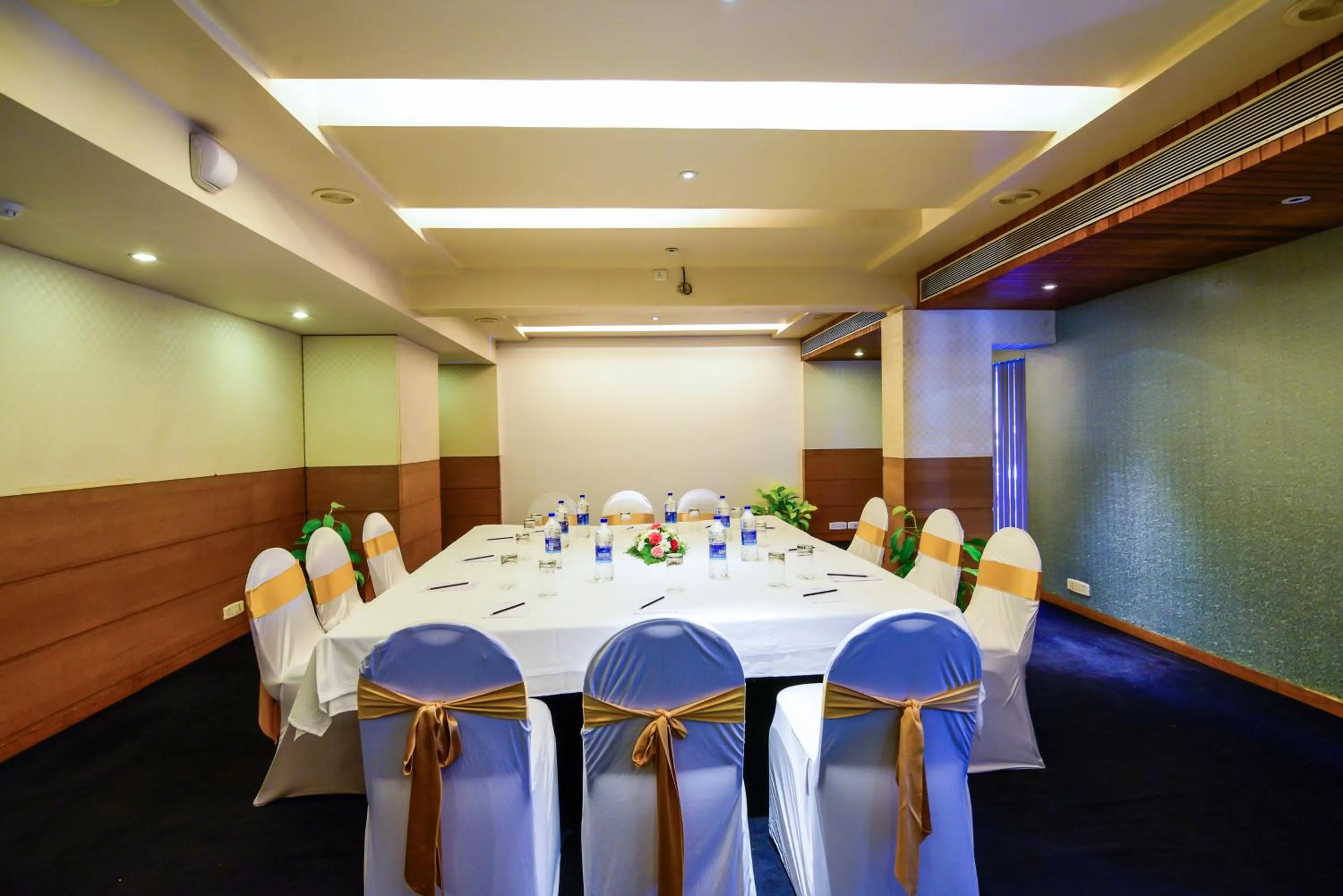 Meeting/conference room in La-Paz Gardens Beacon Hotel - Vasco da Gama Goa