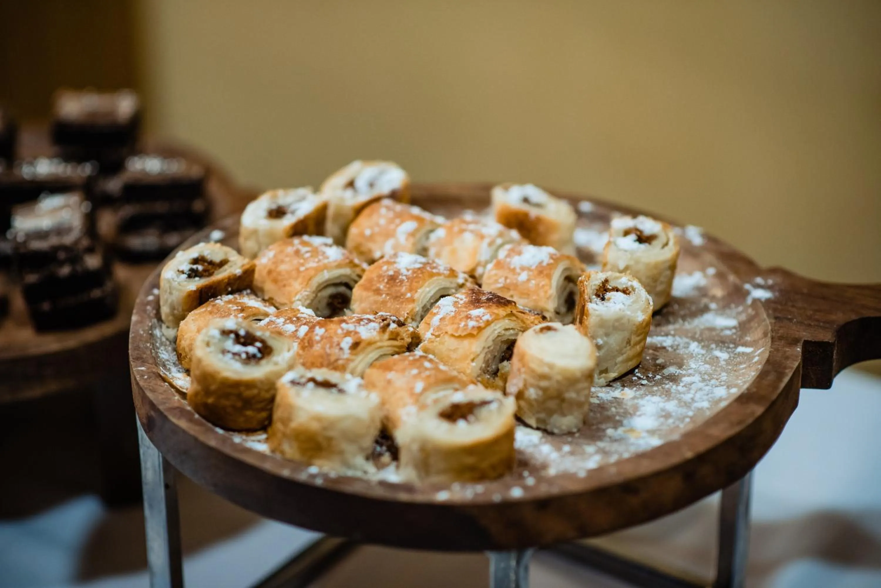 Food and drinks in La-Paz Gardens Beacon Hotel - Vasco da Gama Goa