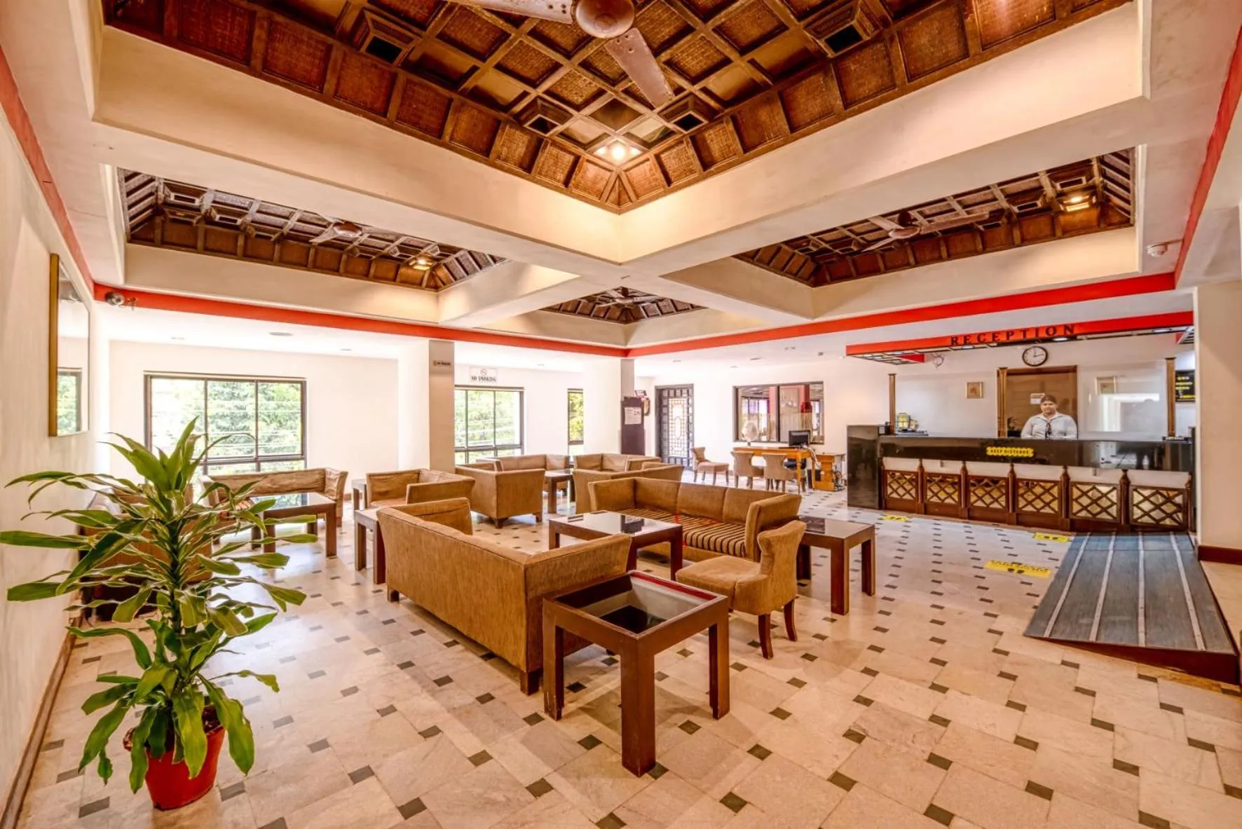 Lobby or reception in La-Paz Gardens Beacon Hotel - Vasco da Gama Goa