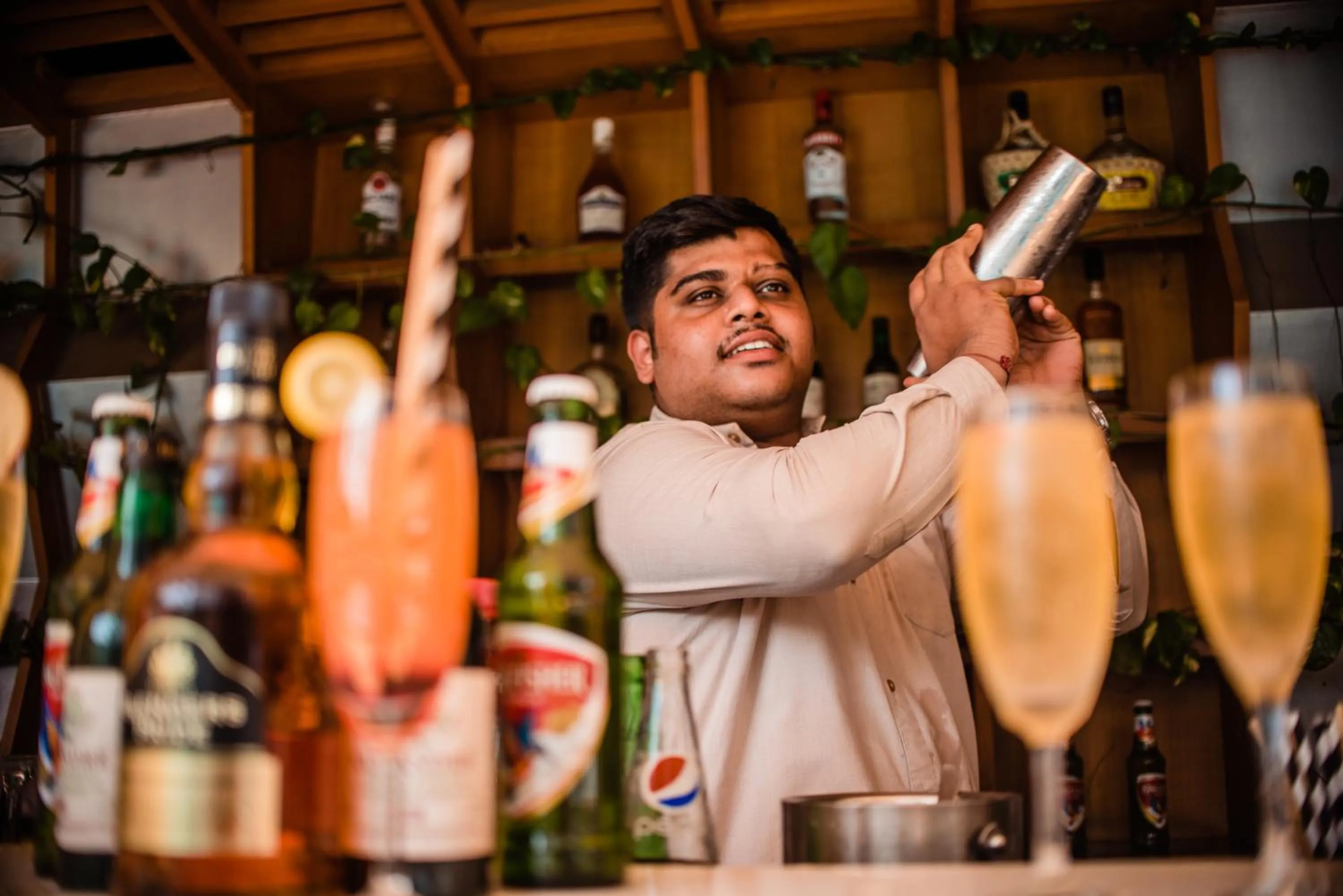 Food and drinks in La-Paz Gardens Beacon Hotel - Vasco da Gama Goa