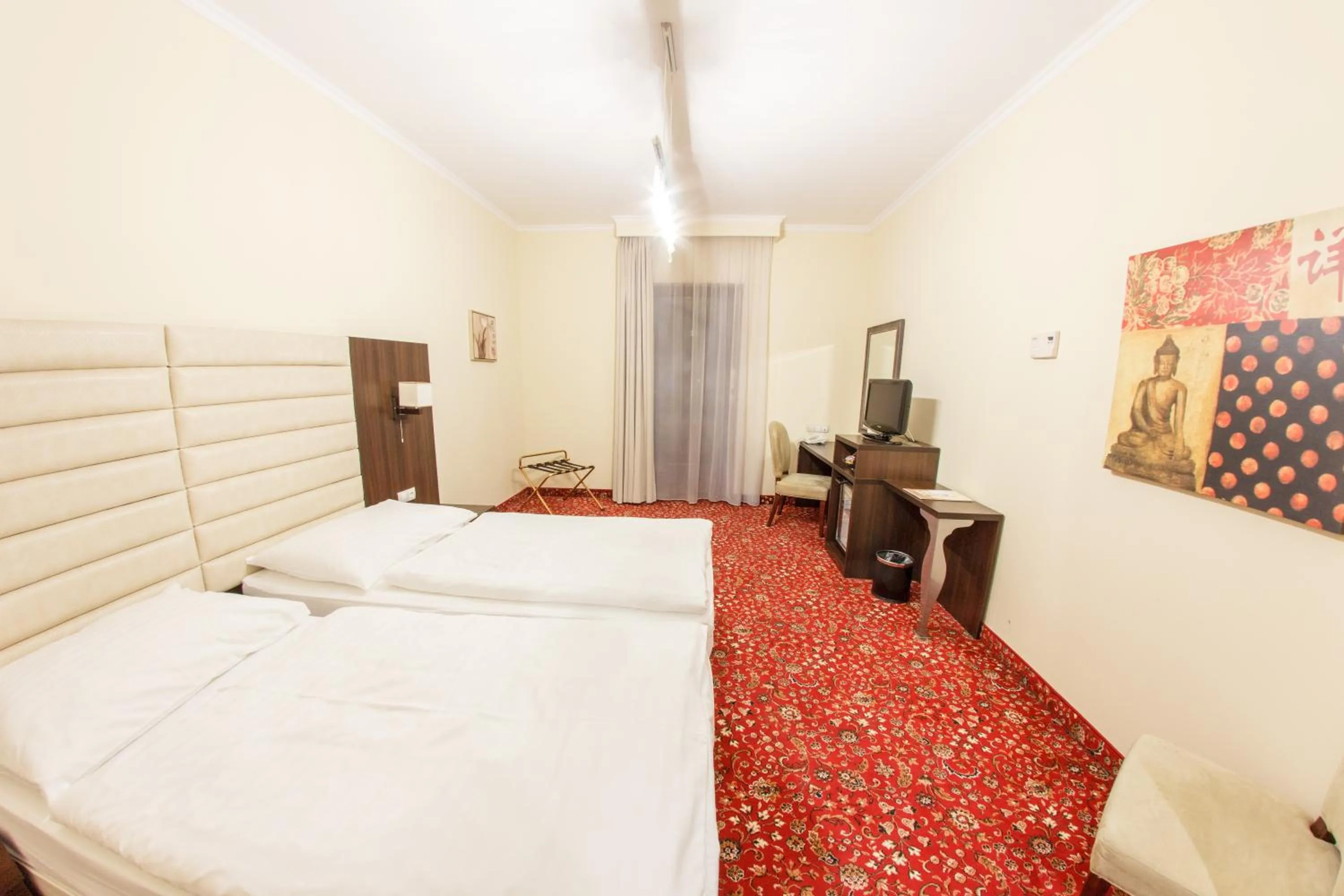 Photo of the whole room, Bed in Hotel Kristály Imperial