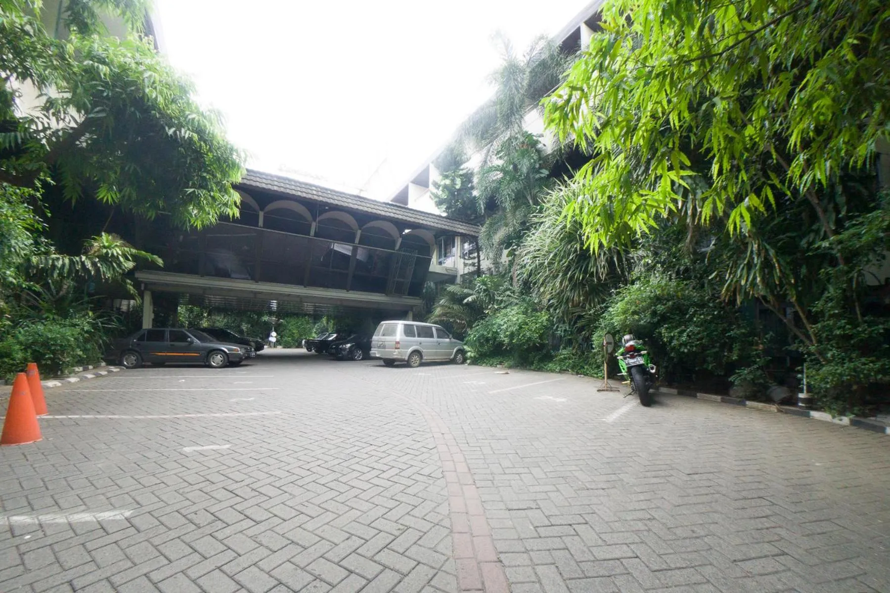 New Grand Park Hotel