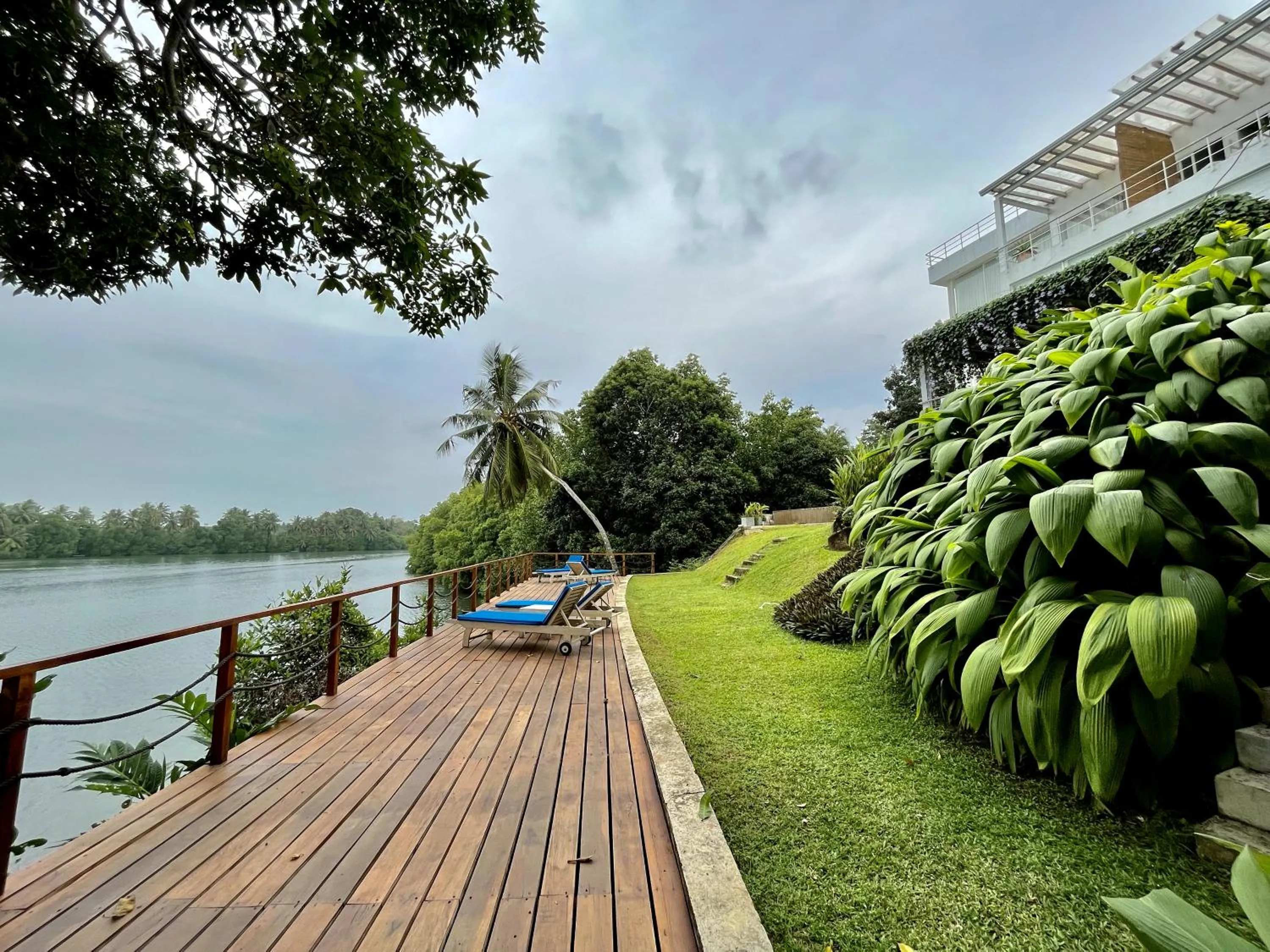 Balcony/Terrace in 33 Lake Terrace