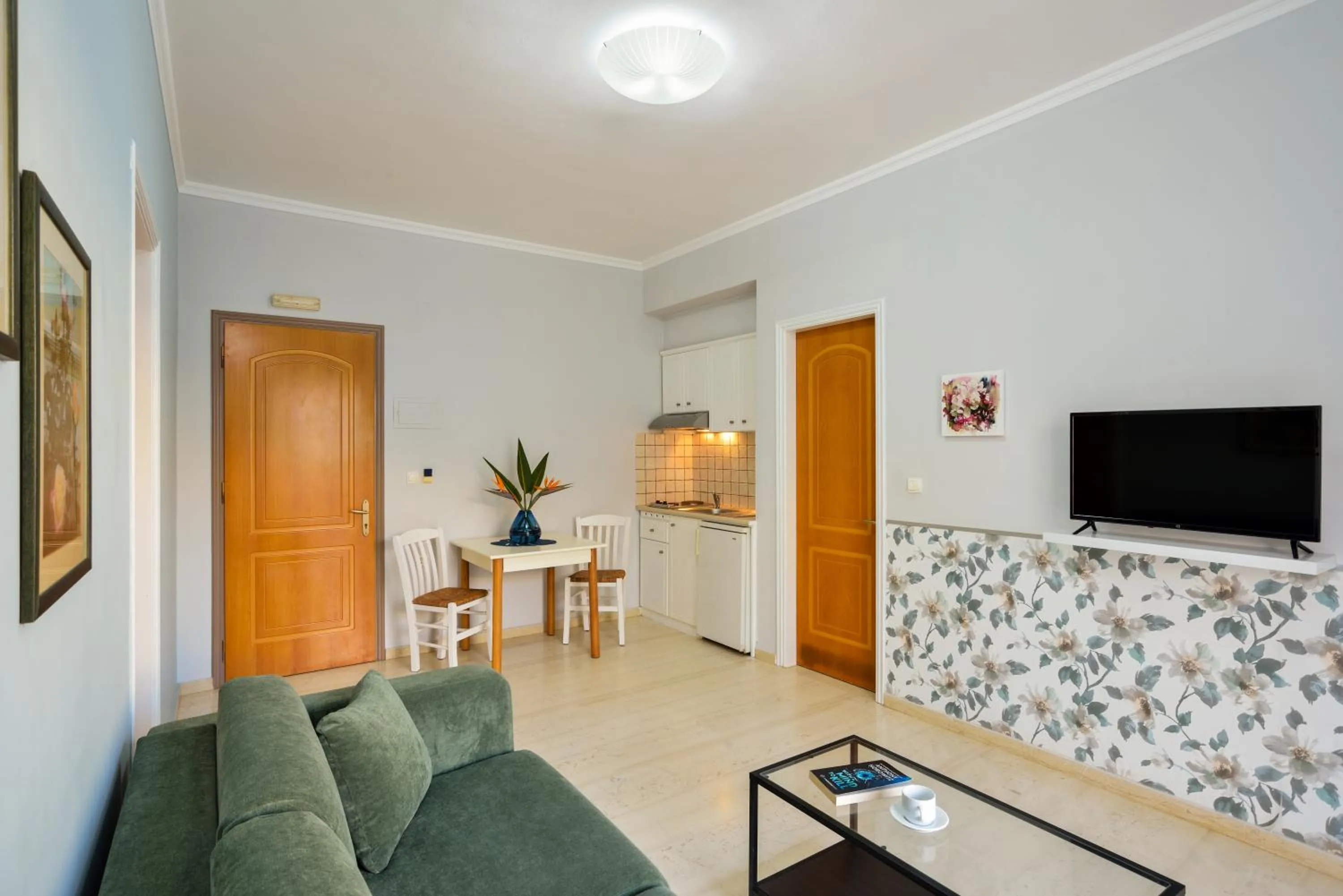 Kitchen or kitchenette in Poseidon Apartments