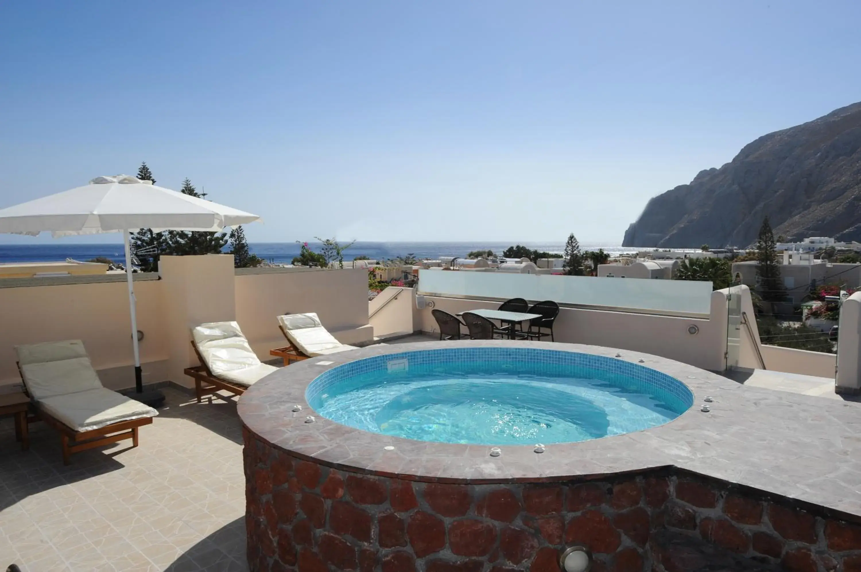 Mountain view in Orfeas Apartments Mountain view in Orfeas Apartments