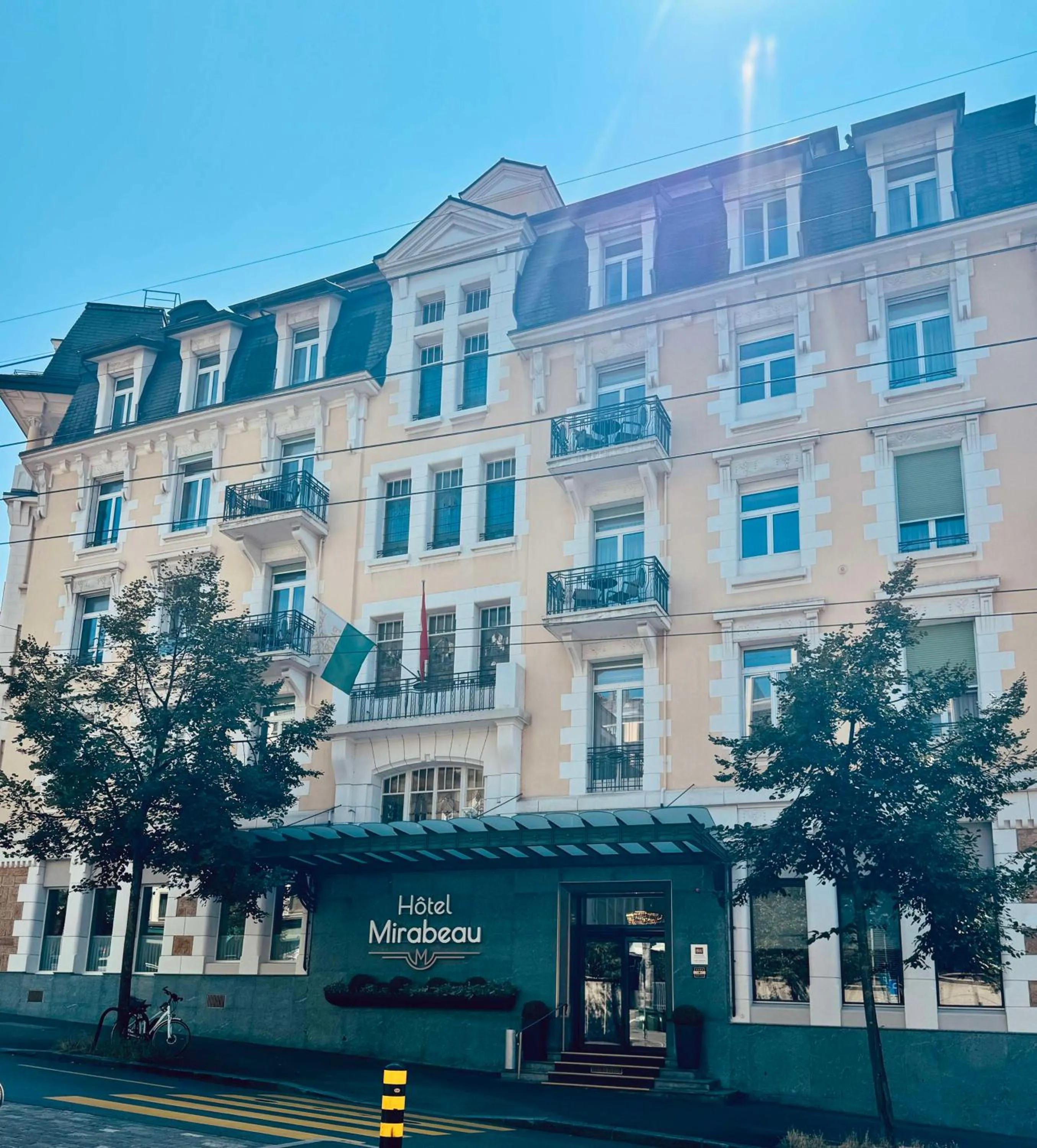Property building in Best Western Plus Hotel Mirabeau