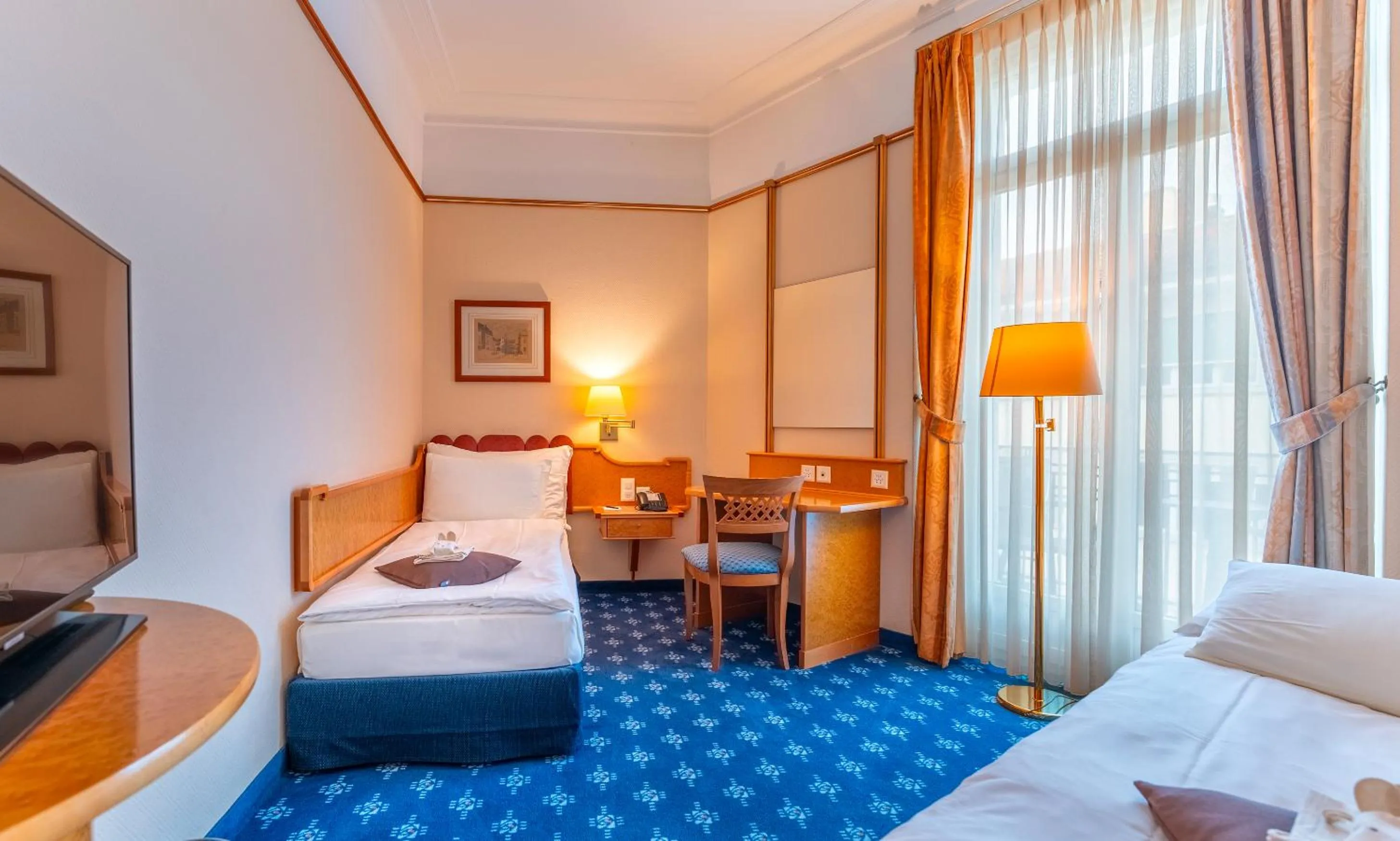 Bed in Hotel Mirabeau, BW Signature Collection, Lausanne