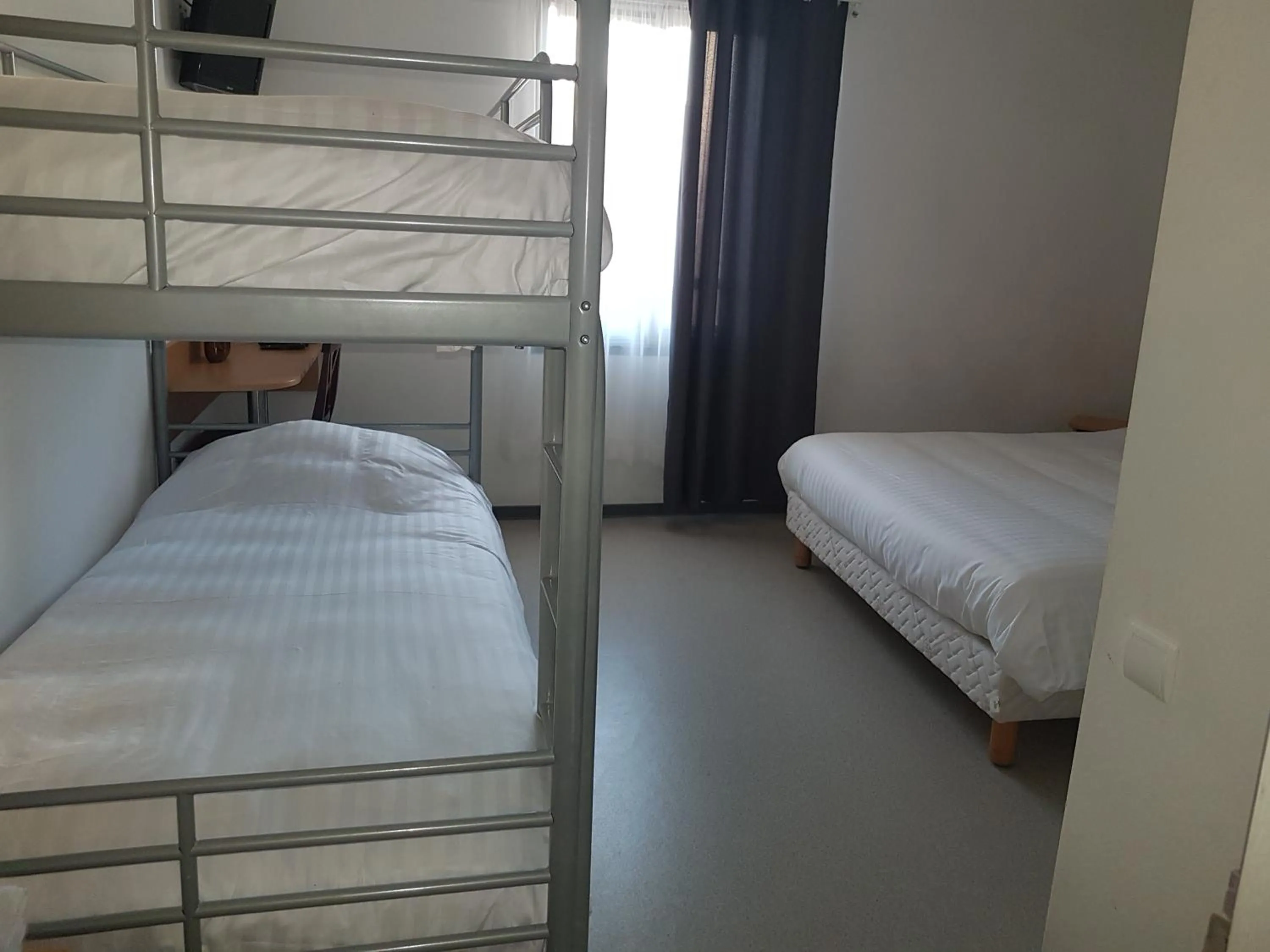 Photo of the whole room, Bed in Au Périgord Noir