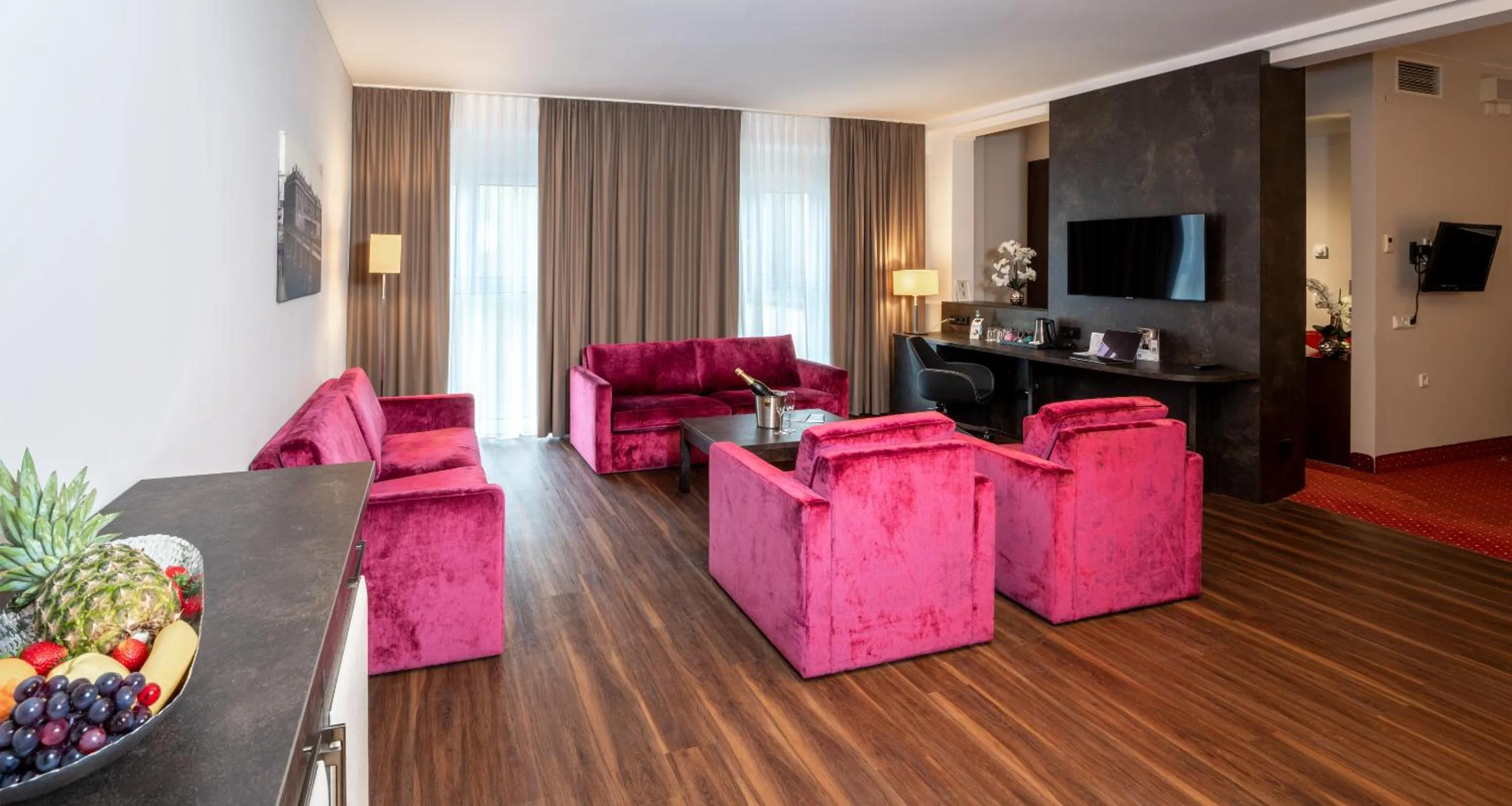 Living room in Best Western Plus Plaza Berlin Kurfürstendamm