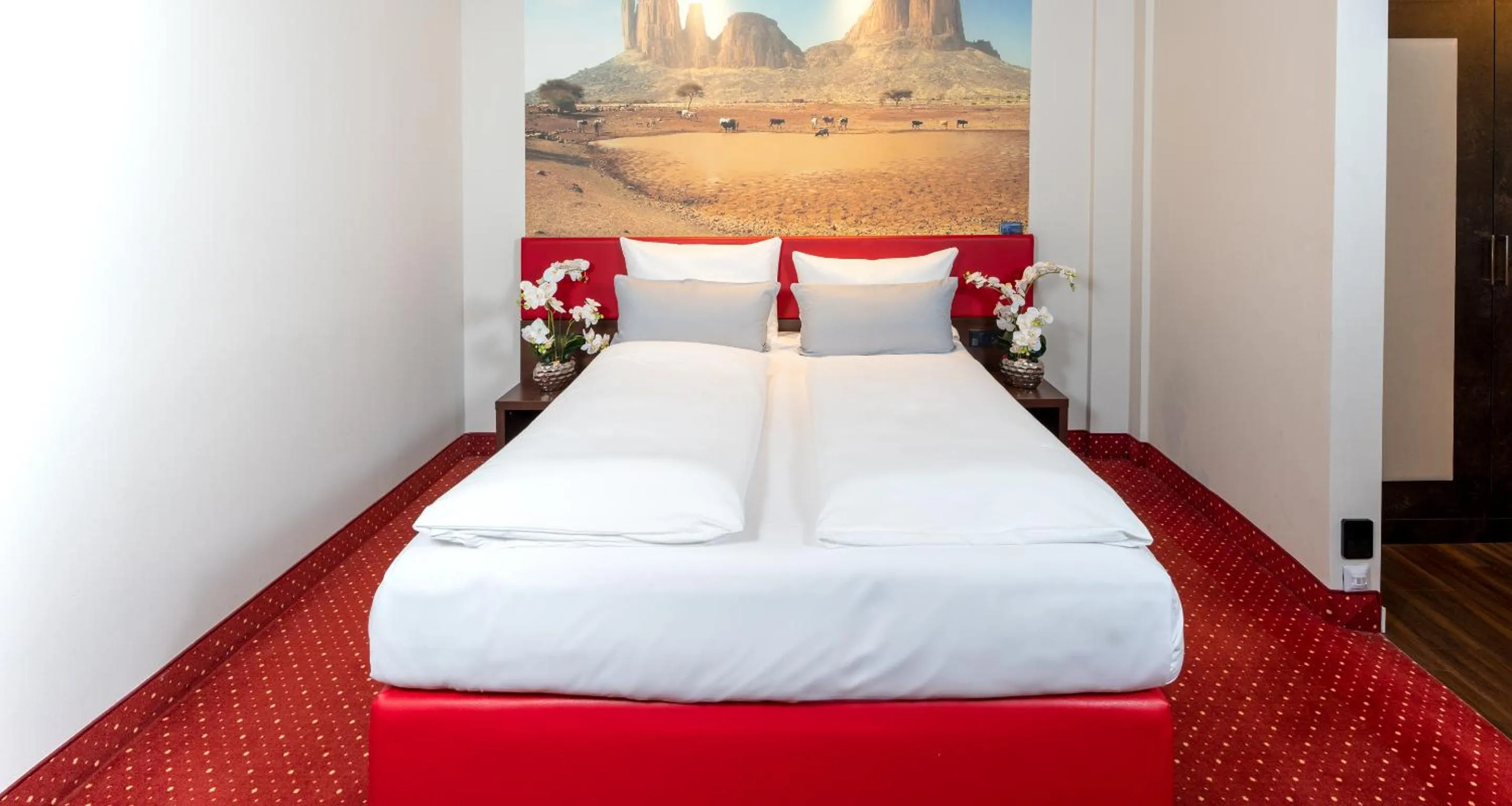 Bed in Best Western Plus Plaza Berlin Kurfürstendamm