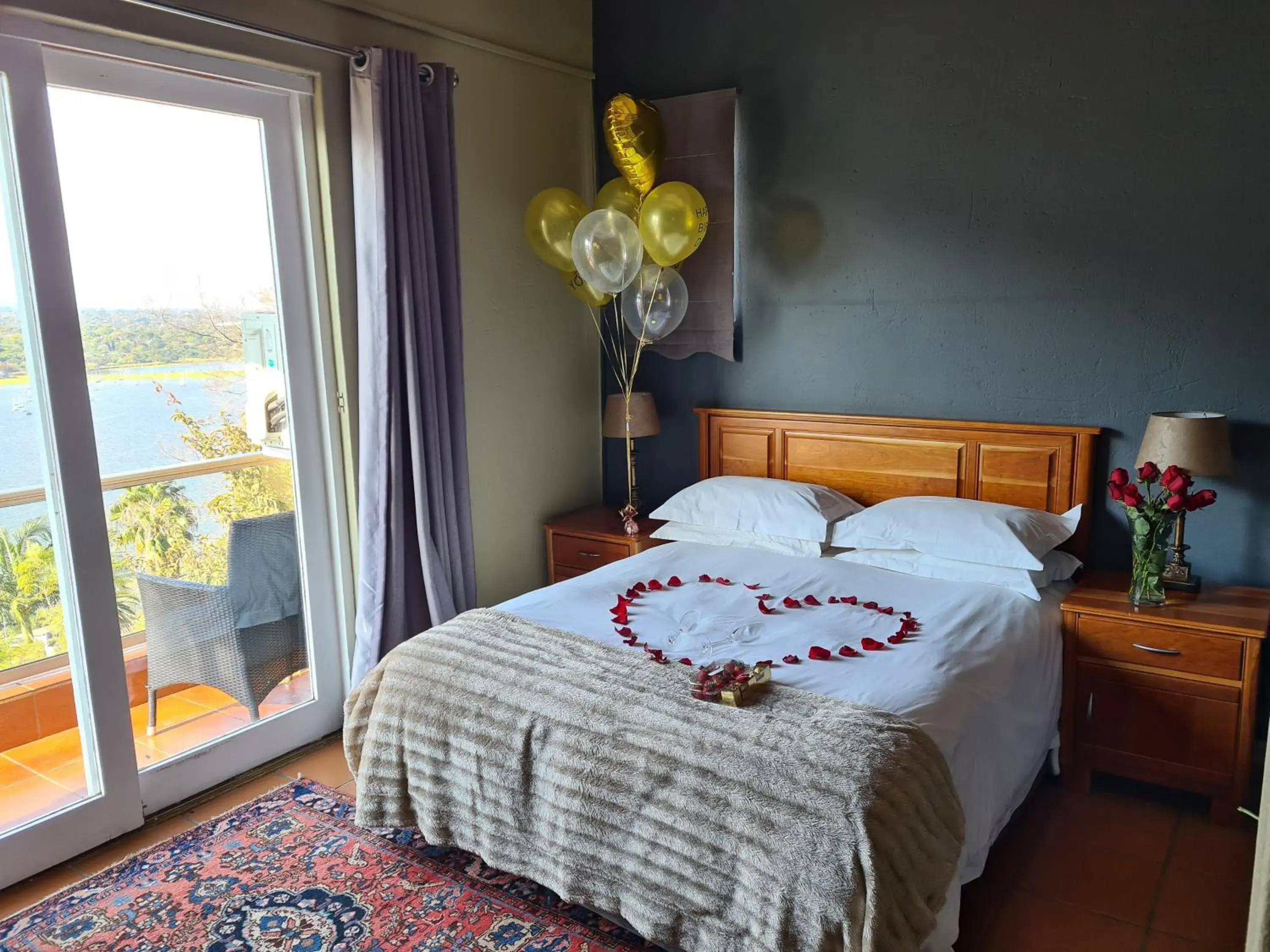 Double Room with Dam View in Letamong Double Room with Dam View in Letamong