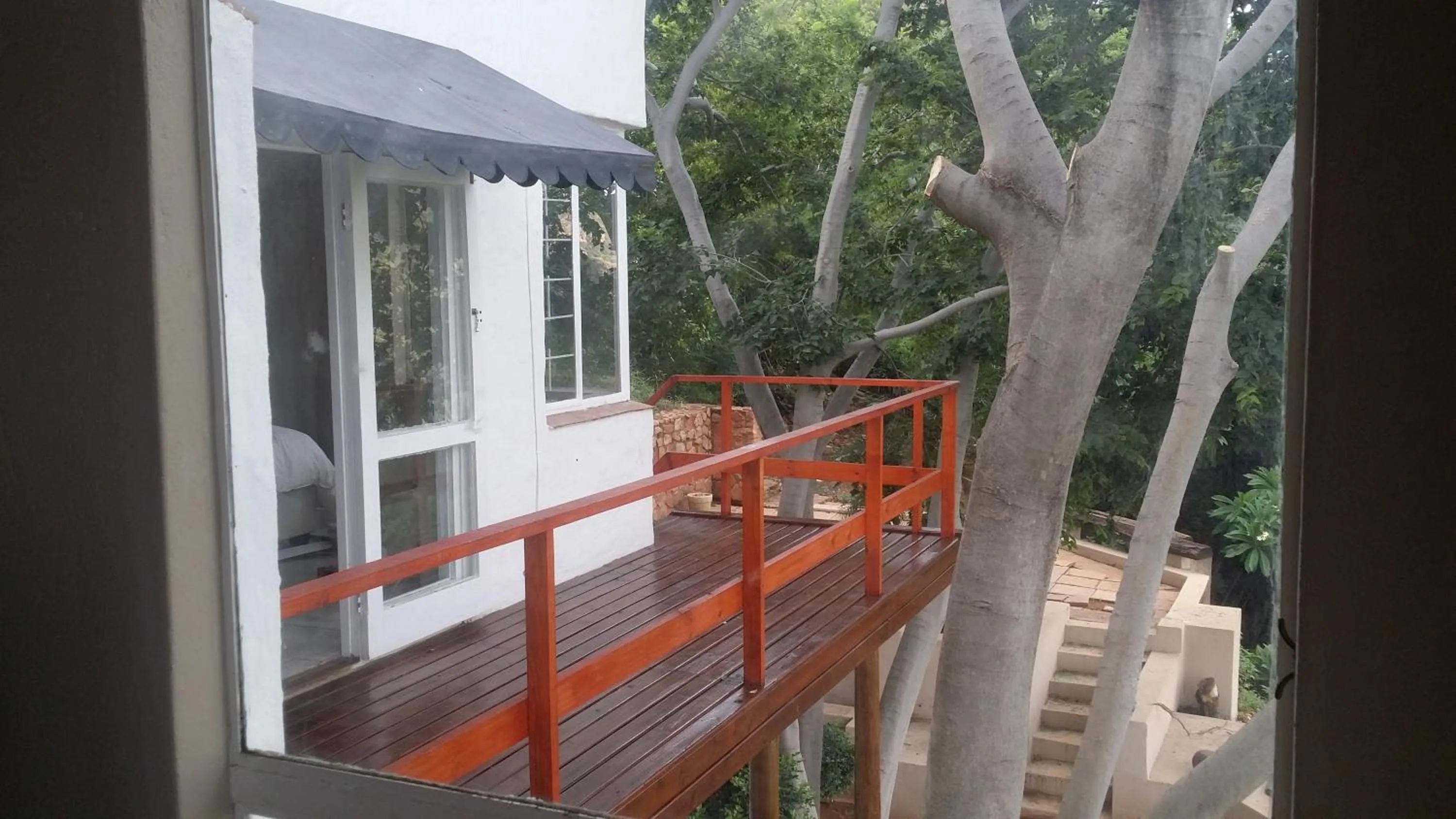 Property building in Letamong