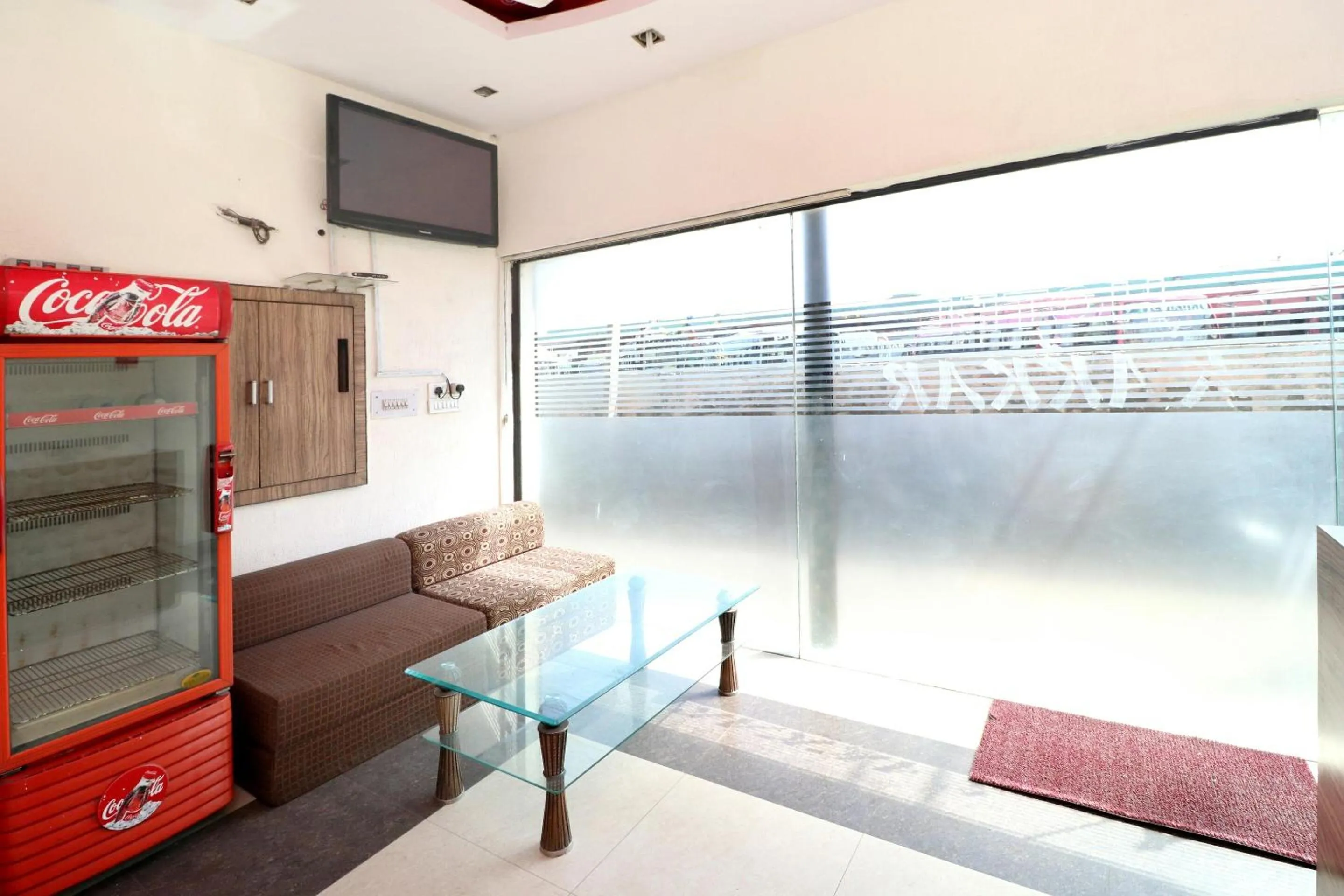 Lobby or reception in OYO Hotel Kailash Regency