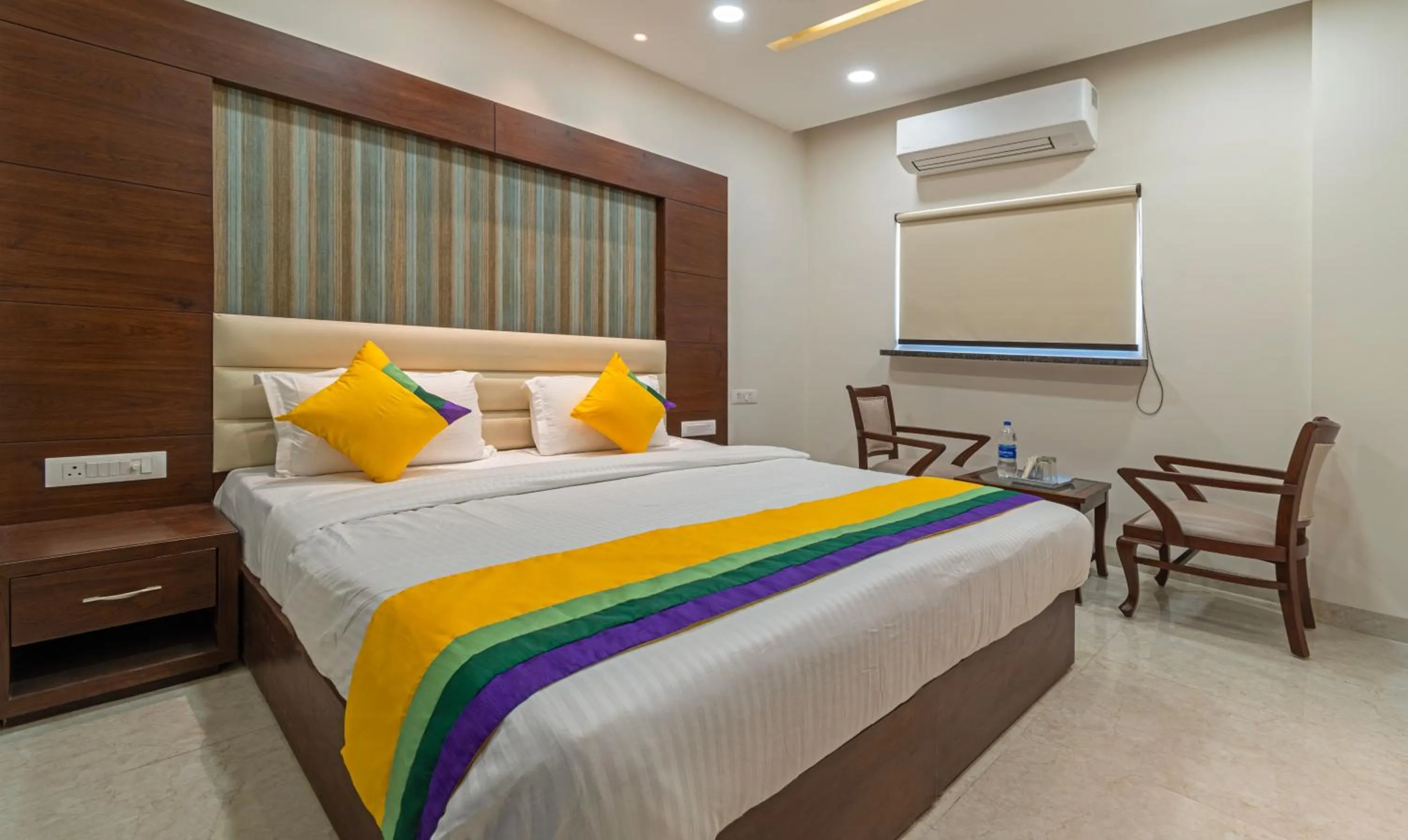 Bed in Itsy Hotels P Grand