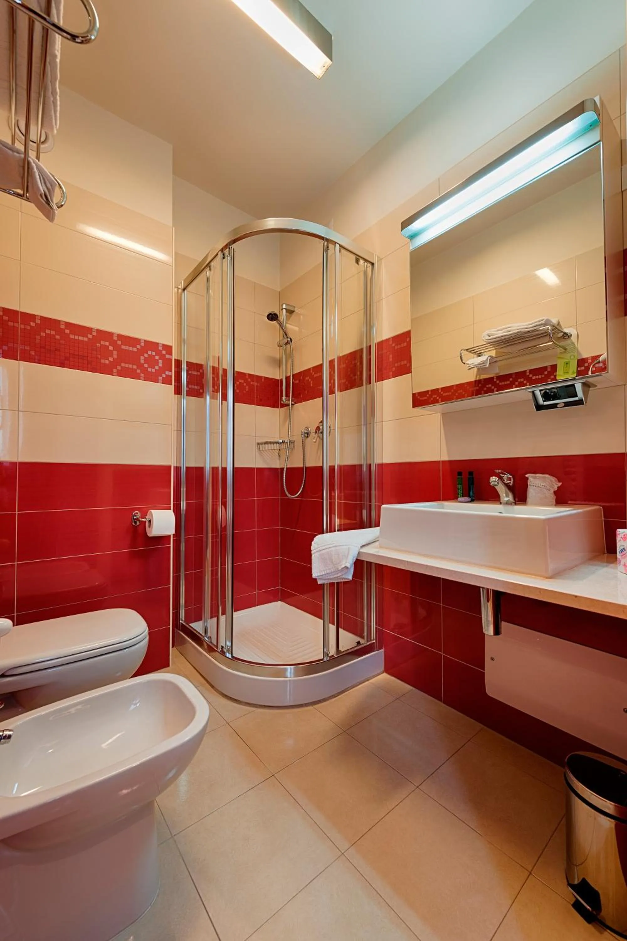 Bathroom in HB Aosta Hotel & Balcony SPA