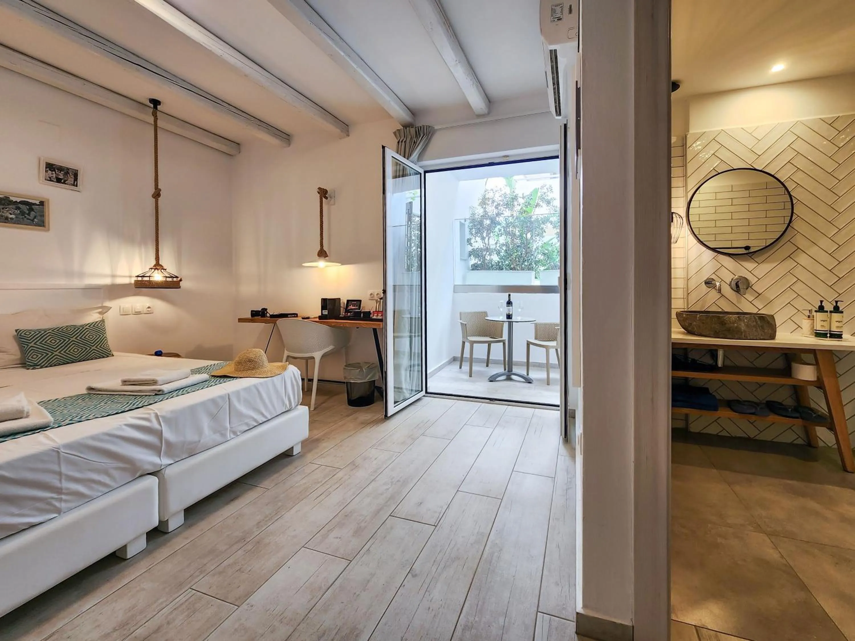 Bed in Blue Bay Lifestyle - ex Bali Blue Bay