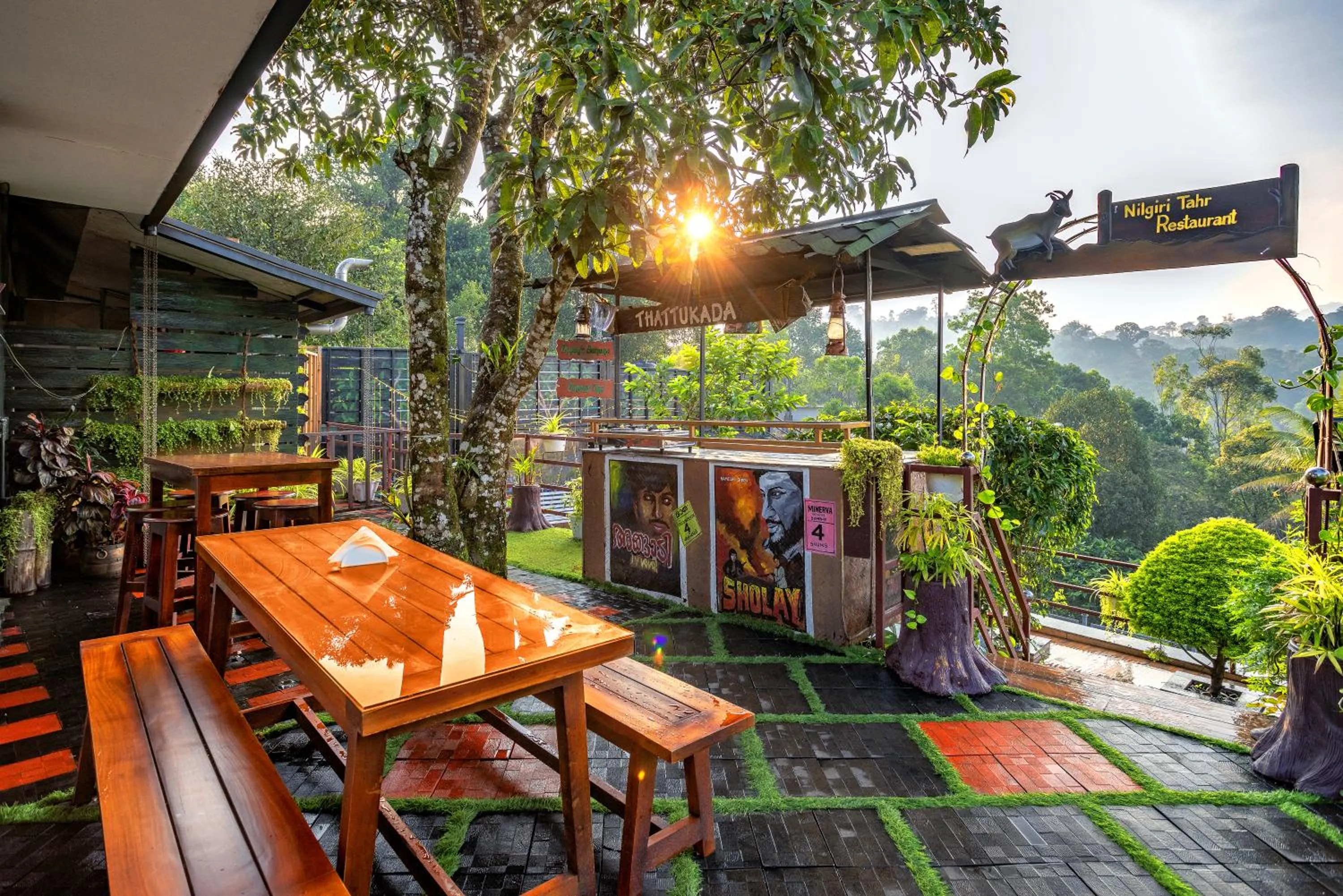 Restaurant/places to eat in Star Emirates Luxury Resort and Spa, Munnar