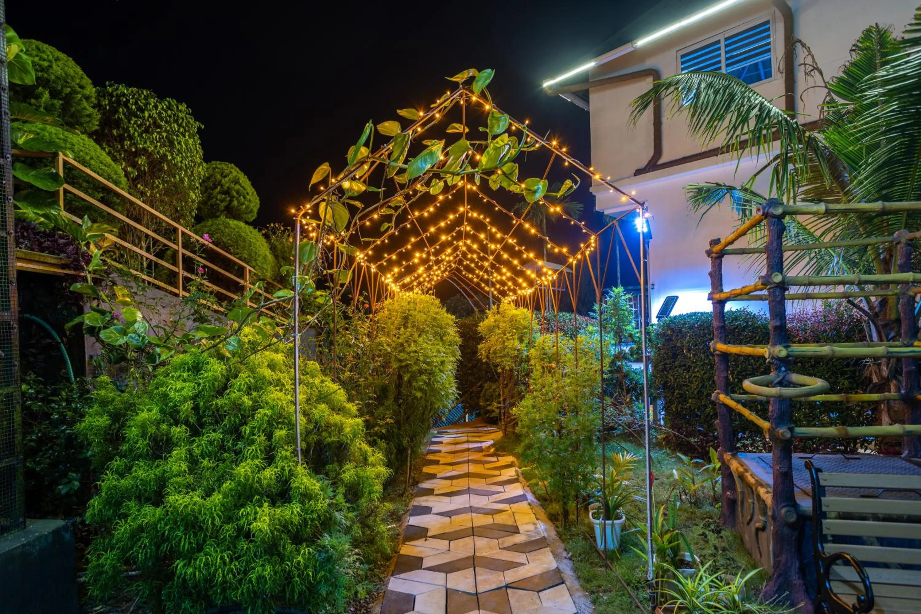 Garden in Star Emirates Luxury Resort and Spa, Munnar