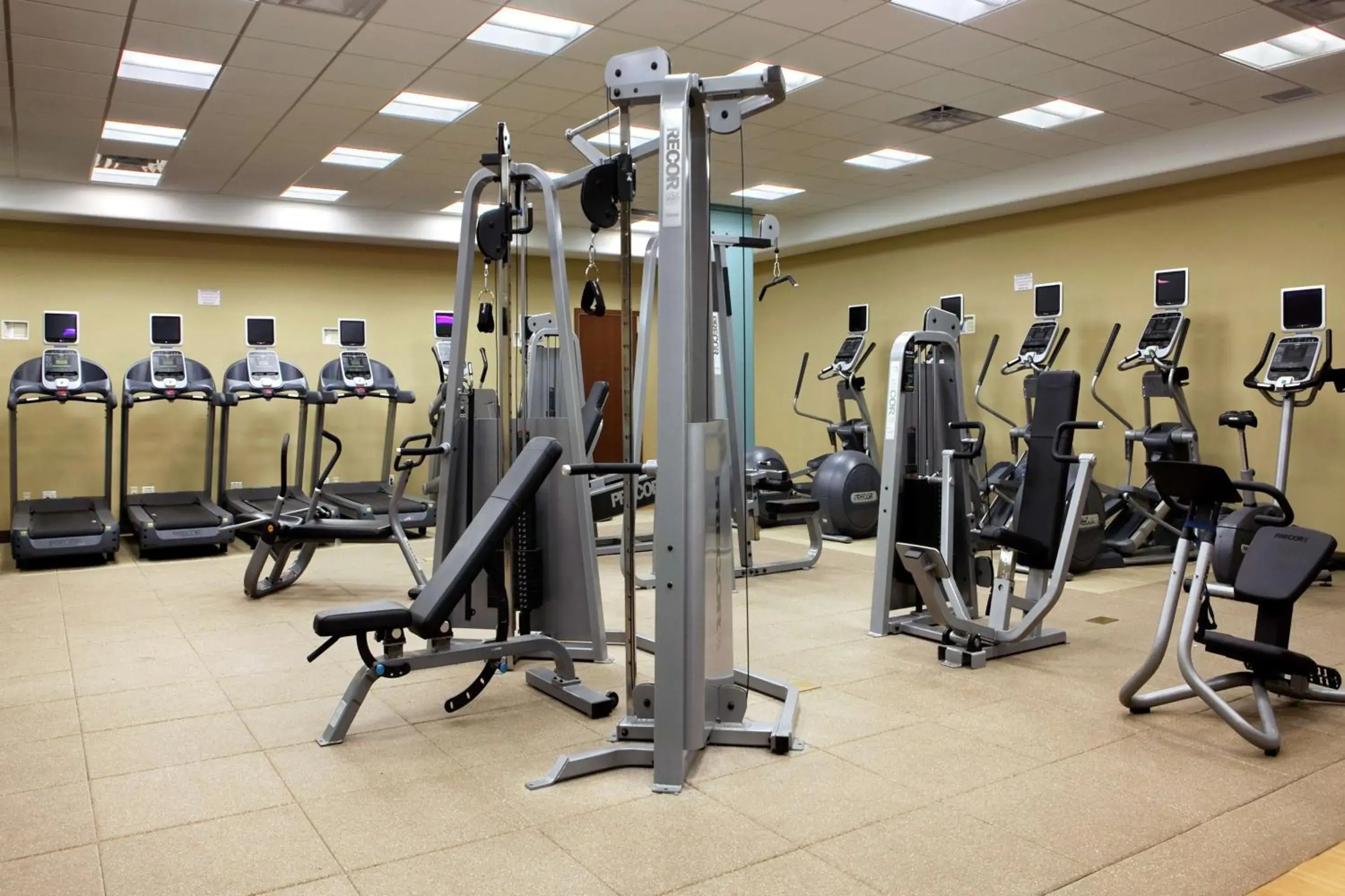 Fitness centre/facilities in Hilton Santa Fe Buffalo Thunder Fitness centre/facilities in Hilton Santa Fe Buffalo Thunder