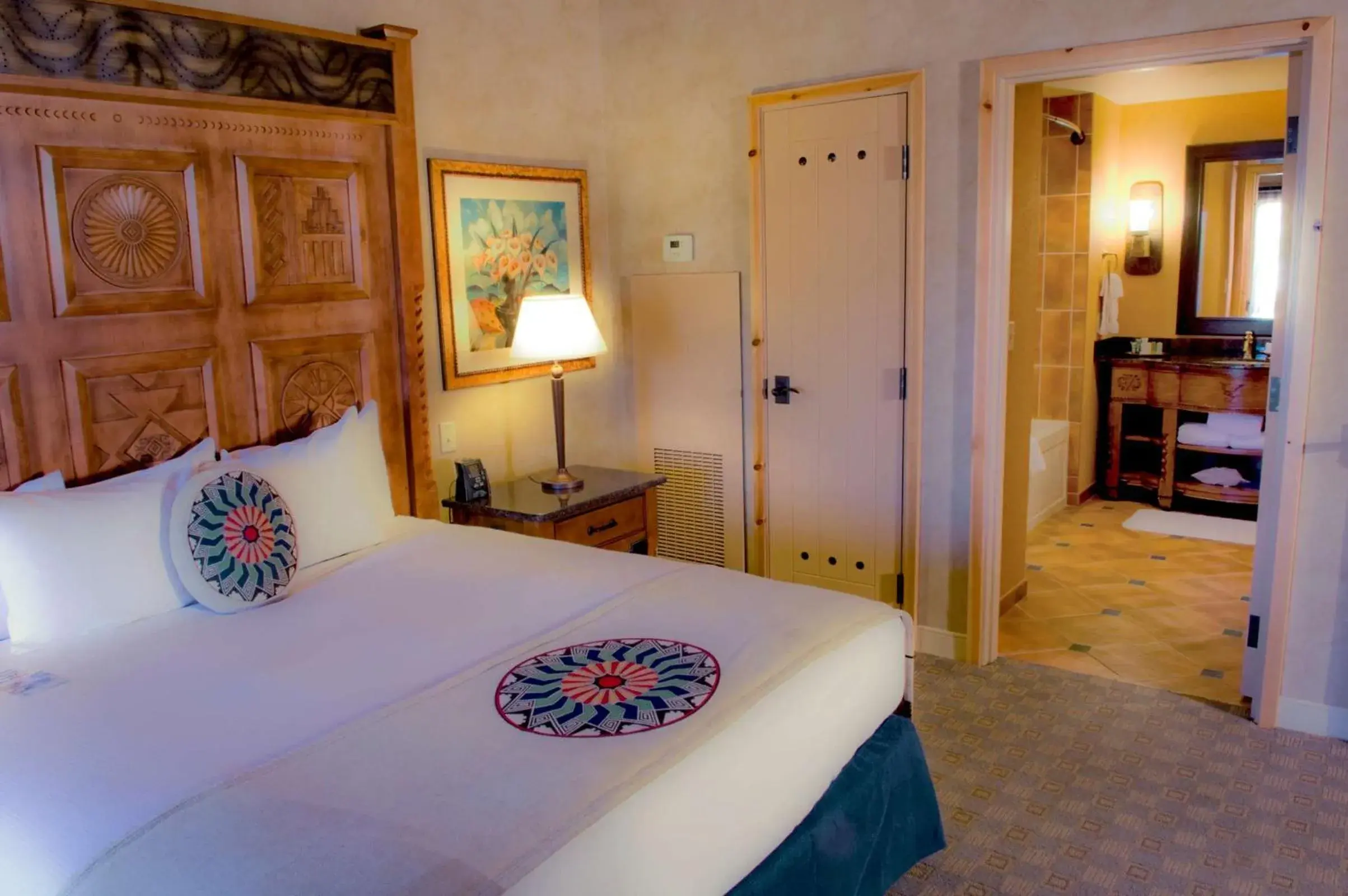 Photo of the whole room, Bed in Hilton Santa Fe Buffalo Thunder Photo of the whole room, Bed in Hilton Santa Fe Buffalo Thunder