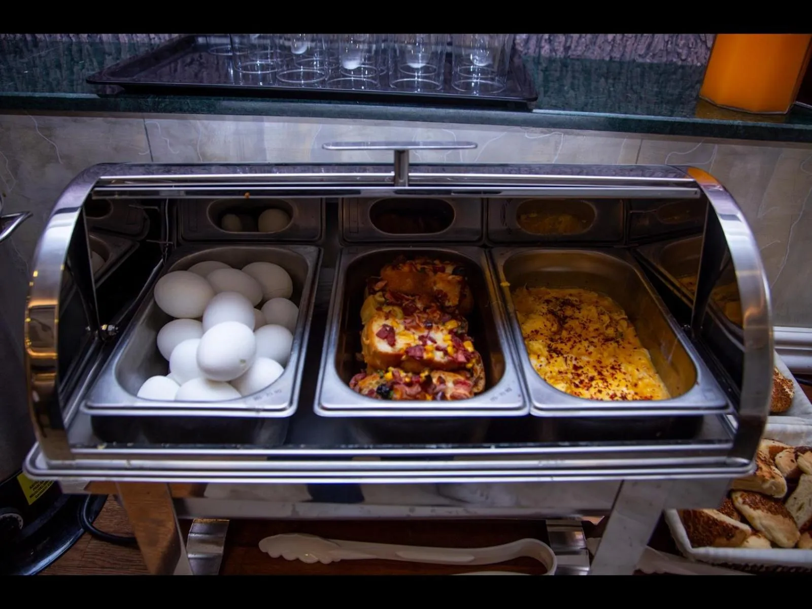 Breakfast in HHK Hotel Downtown