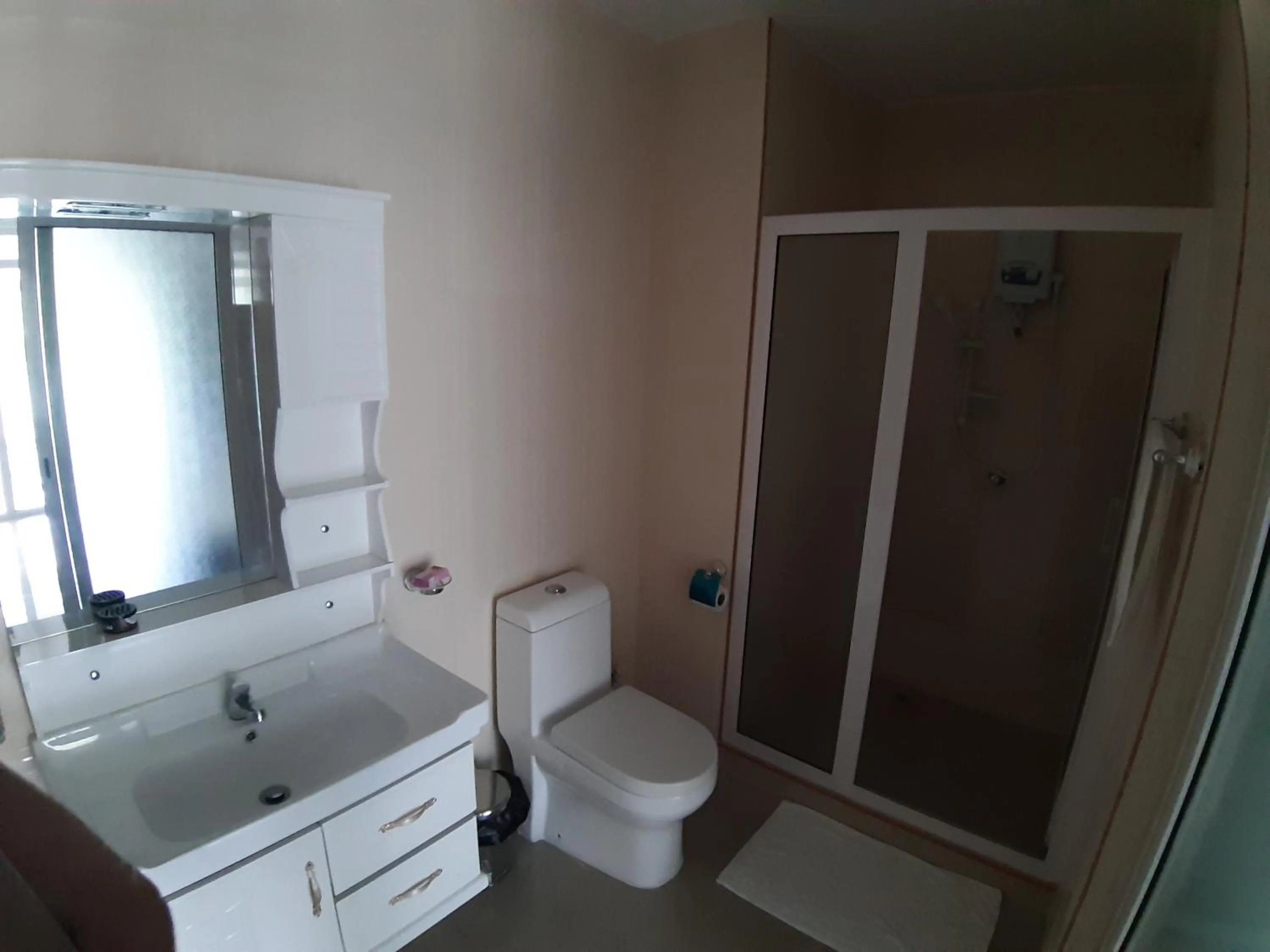 Budget Double Room in Diamond Plaza