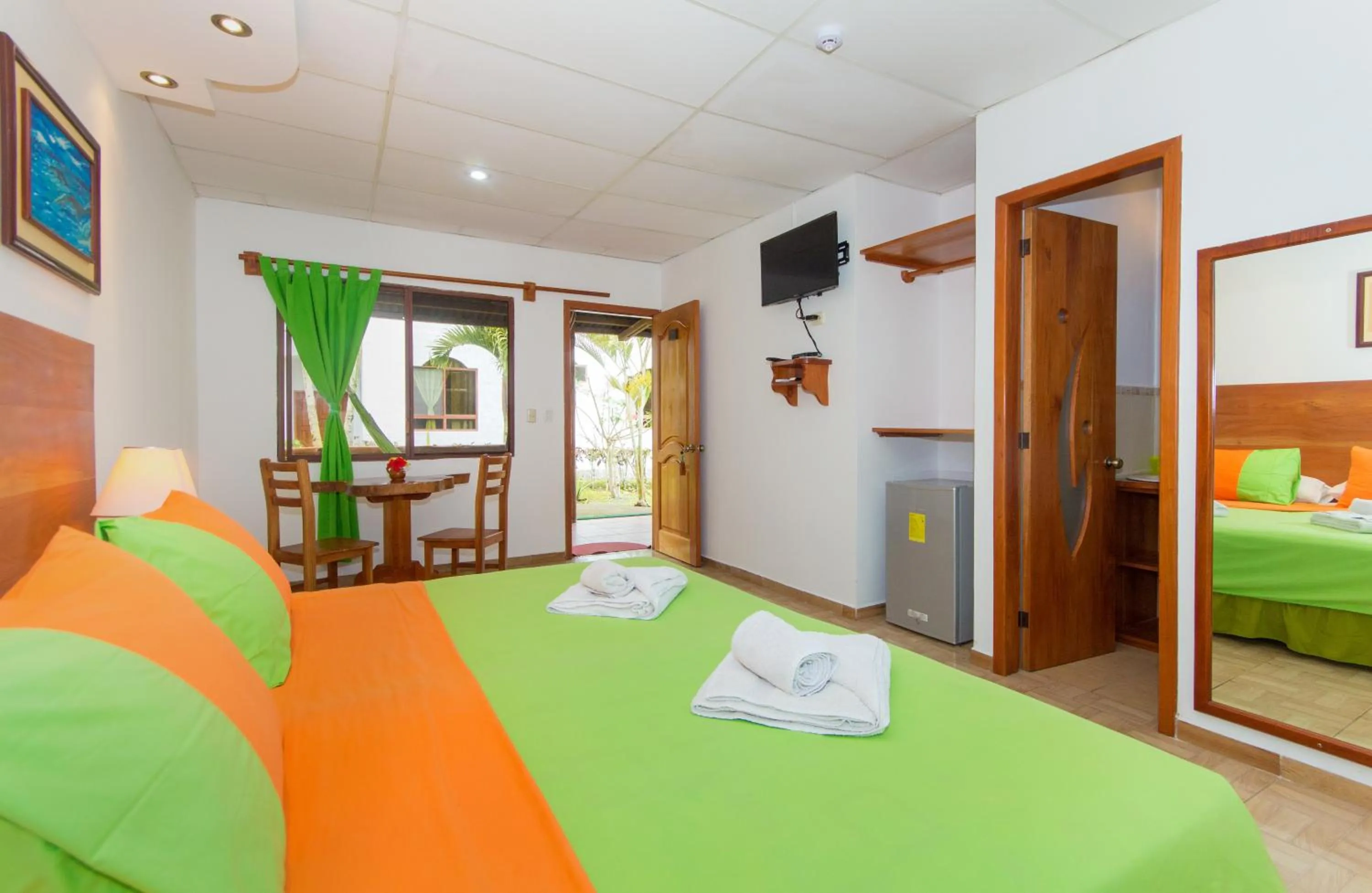 Bed in Hotel Twin Galápagos