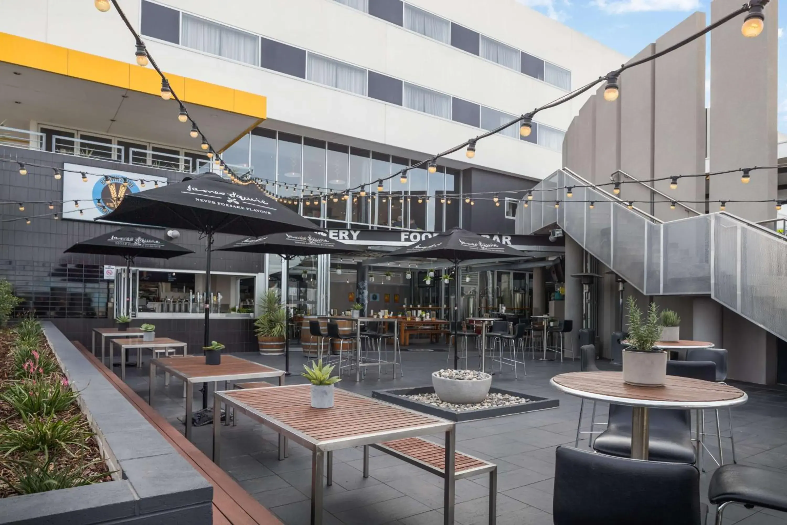 Lounge or bar in Atura Dandenong Lounge or bar in Atura Dandenong