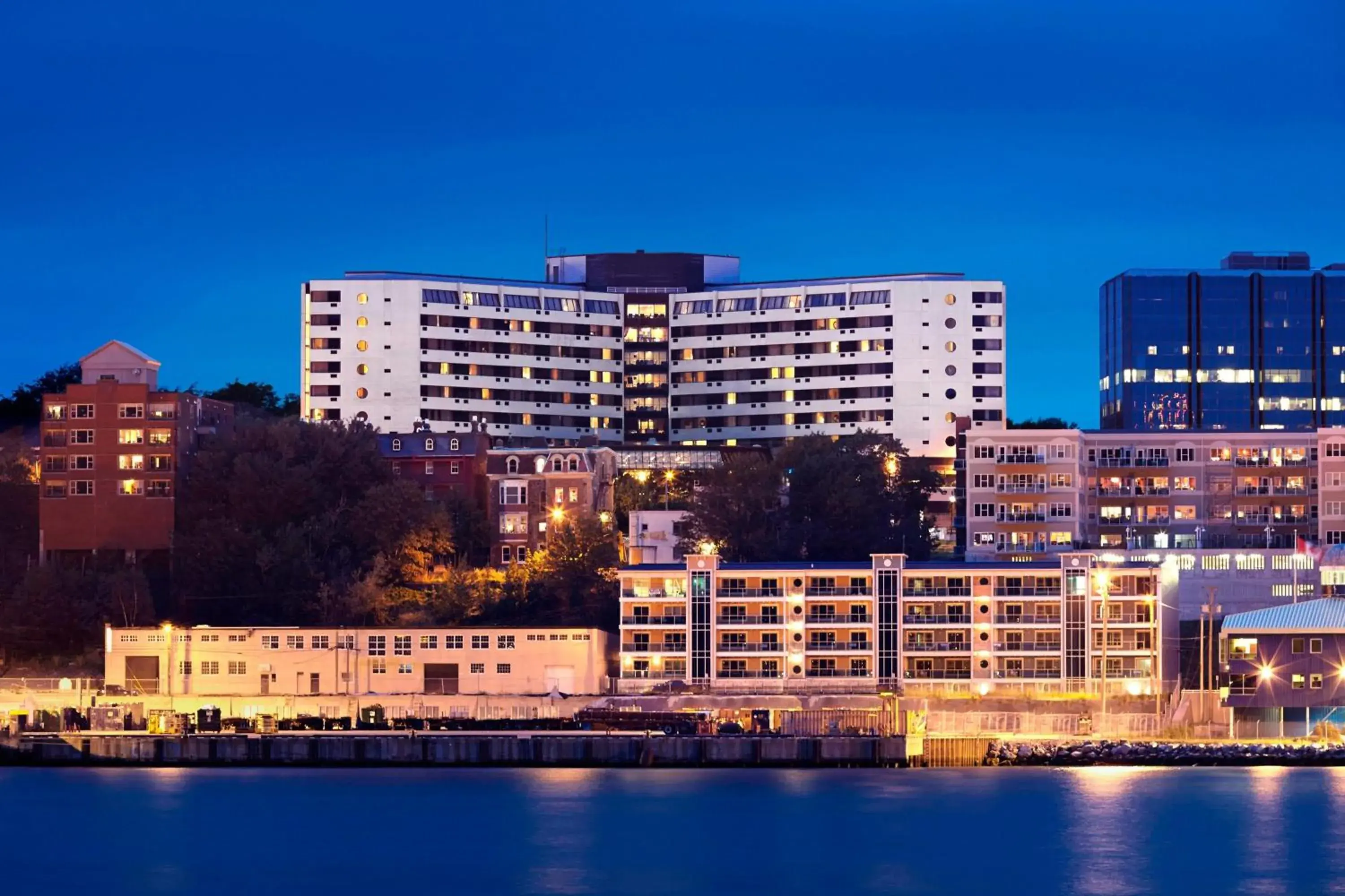Property building in Sheraton Hotel Newfoundland Property building in Sheraton Hotel Newfoundland