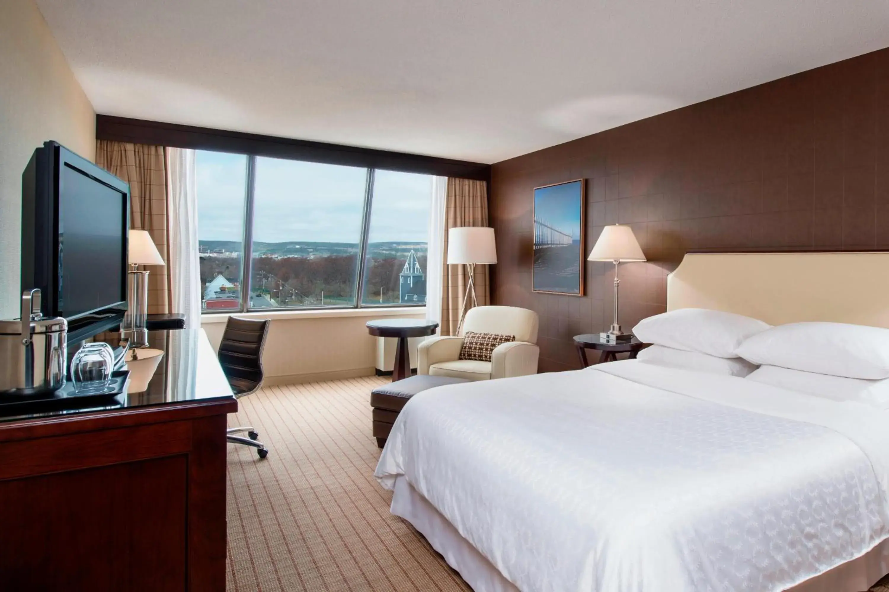 Photo of the whole room, Bed in Sheraton Hotel Newfoundland Photo of the whole room, Bed in Sheraton Hotel Newfoundland