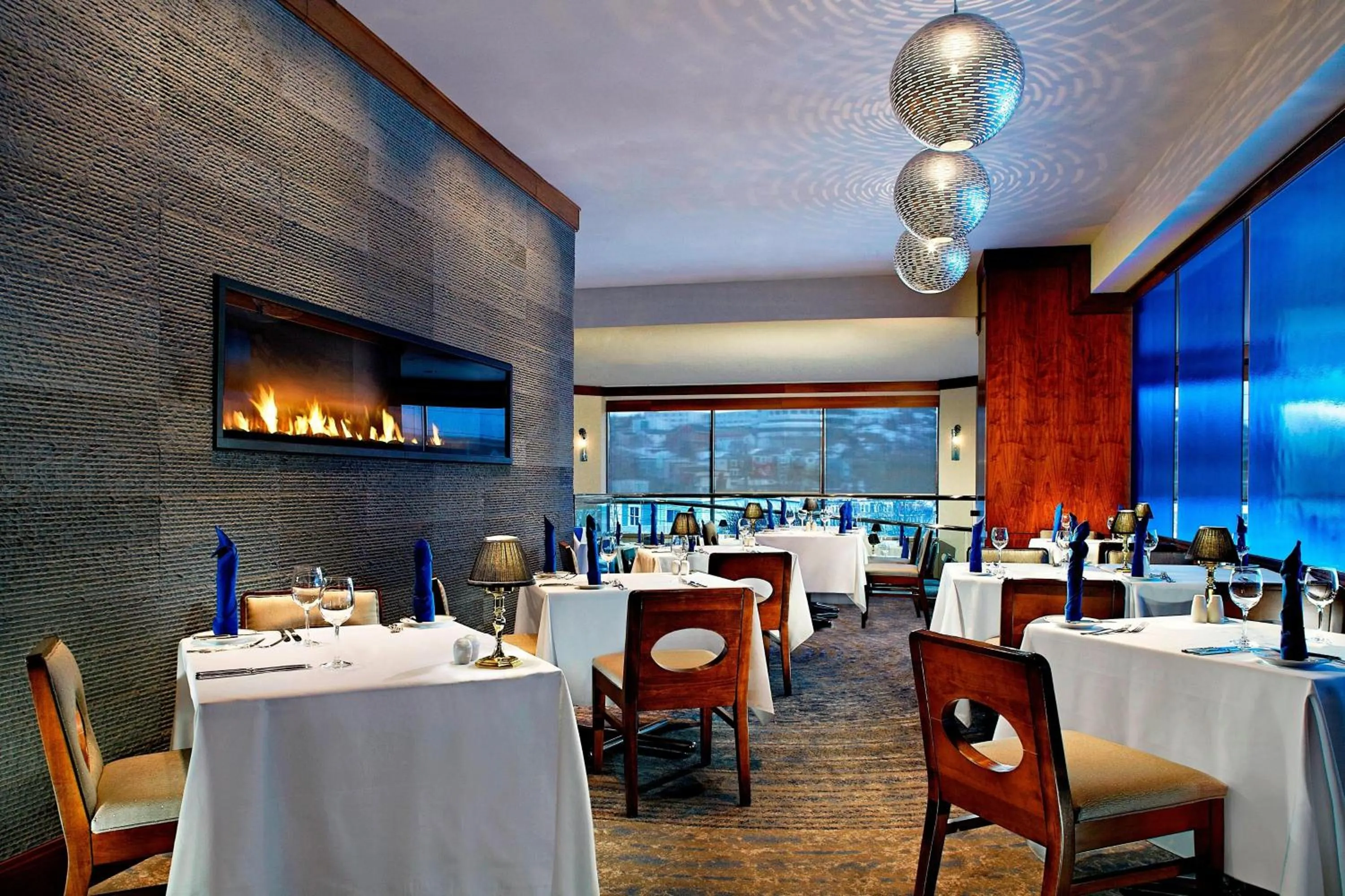 Restaurant/places to eat in Sheraton Hotel Newfoundland