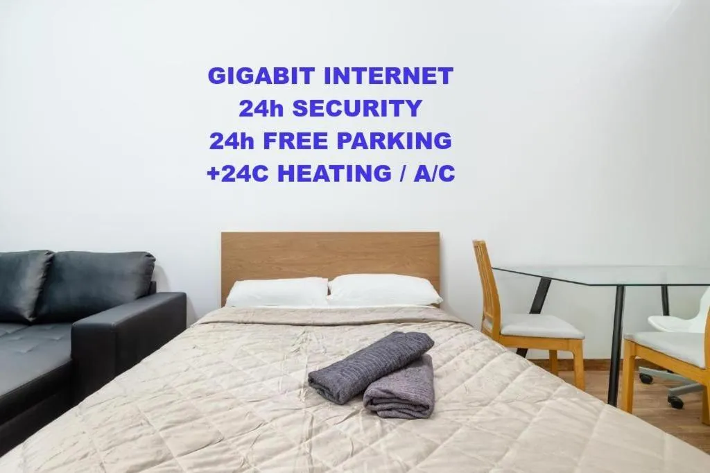 Bed in CAMP NOU & FiRA BUSINESS LOFTS