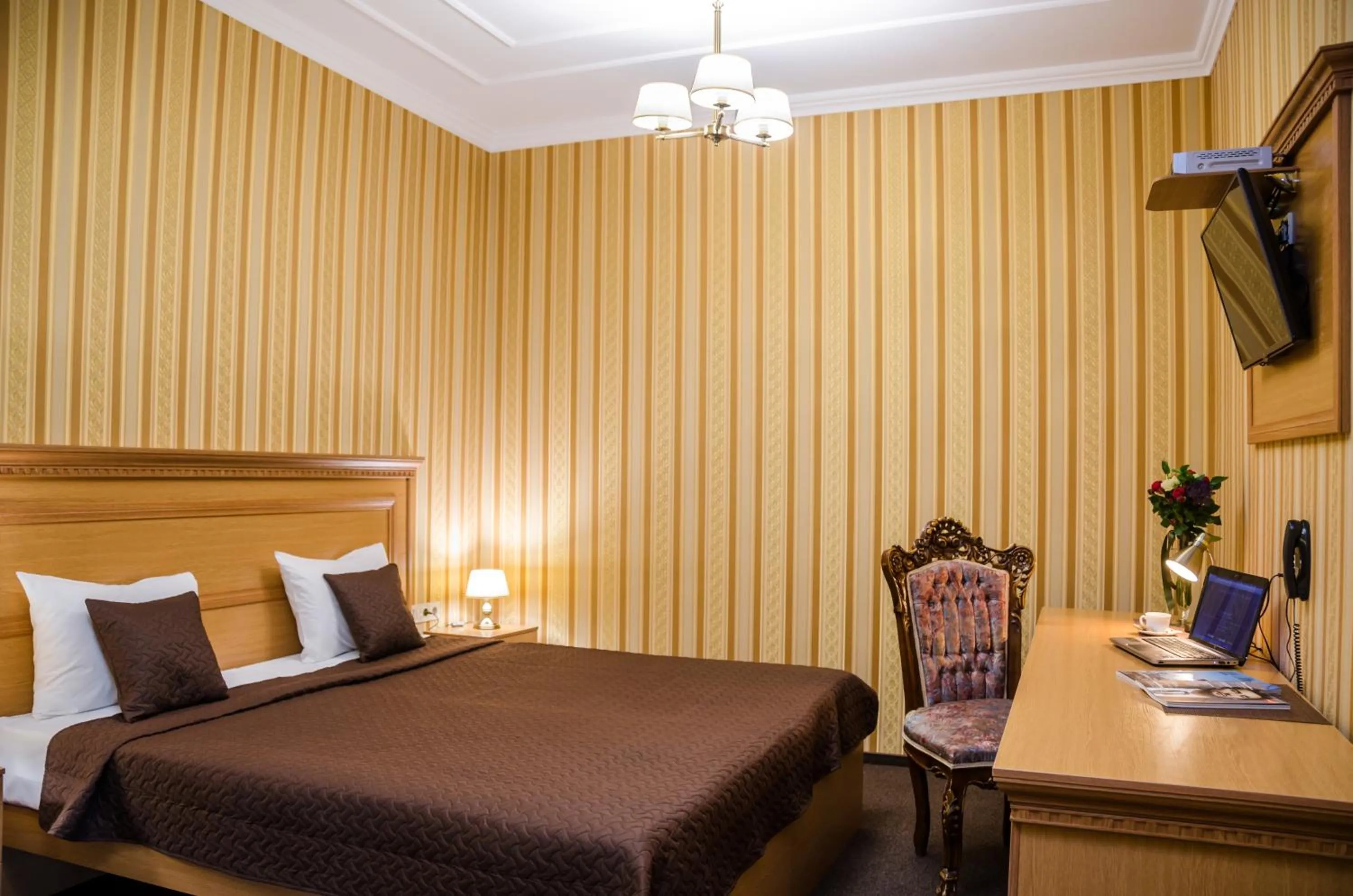 Deluxe Double or Twin Room - single occupancy in Dvoryanskiy Hotel