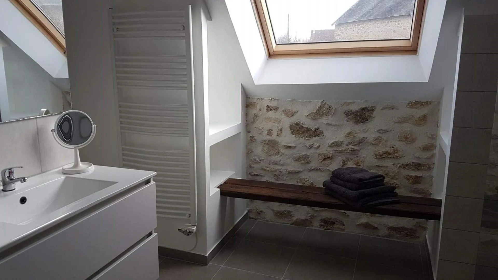 Bathroom in Le pré de la rue